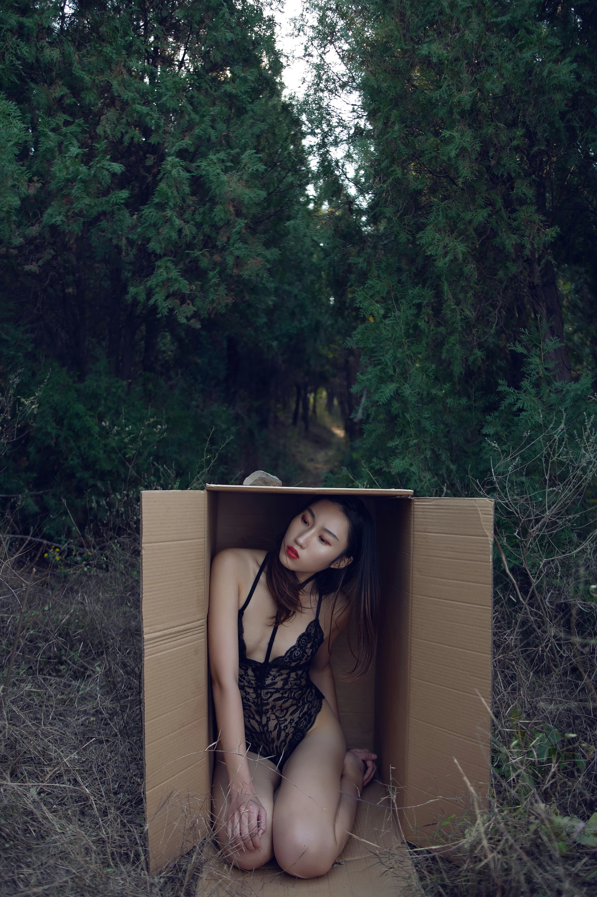 [YALAYI雅拉伊]NO.130 逃离出梦境 熏儿 黑色透视情趣连体内衣性感私房写真集第7张