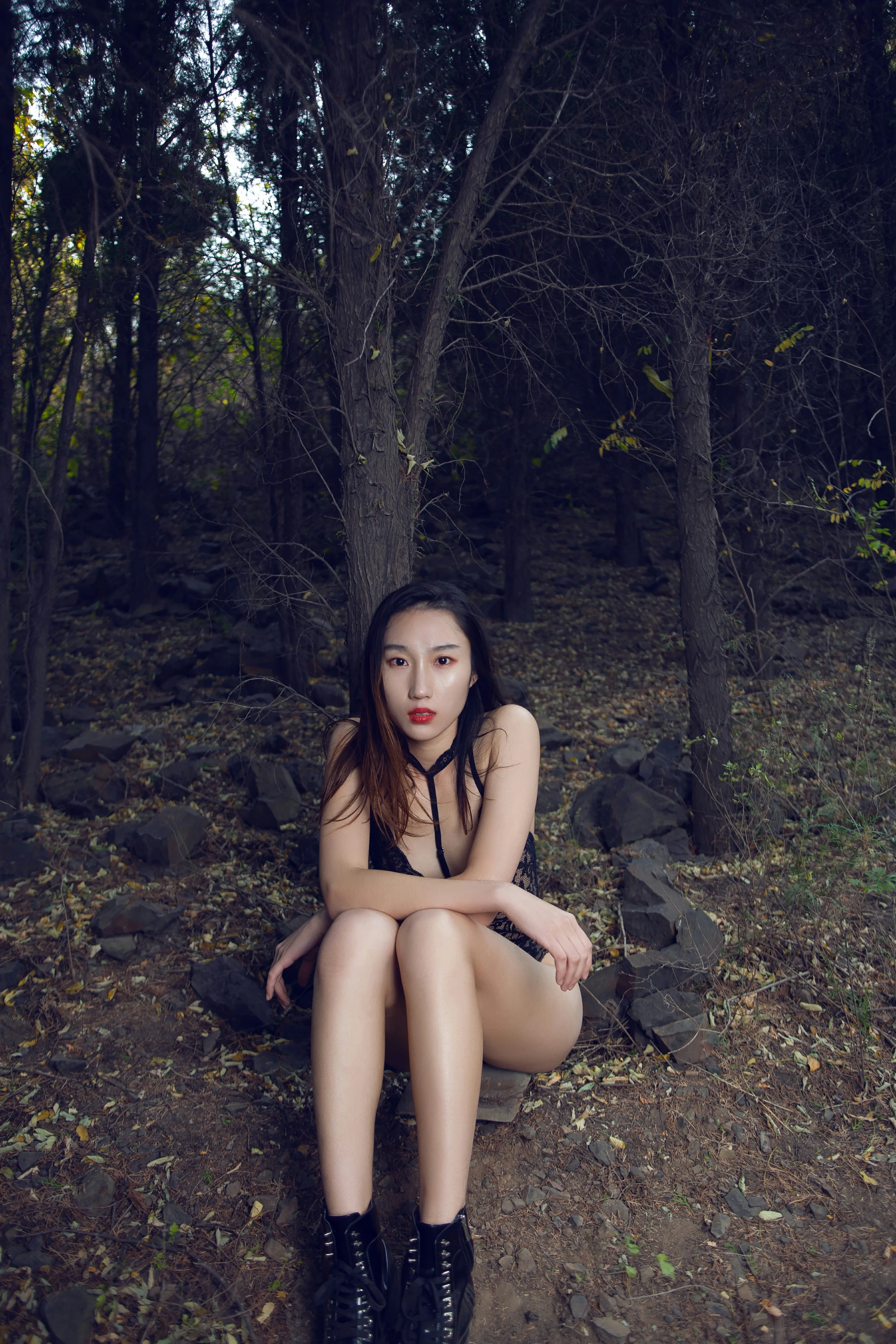 [YALAYI雅拉伊]NO.130 逃离出梦境 熏儿 黑色透视情趣连体内衣性感私房写真集第11张