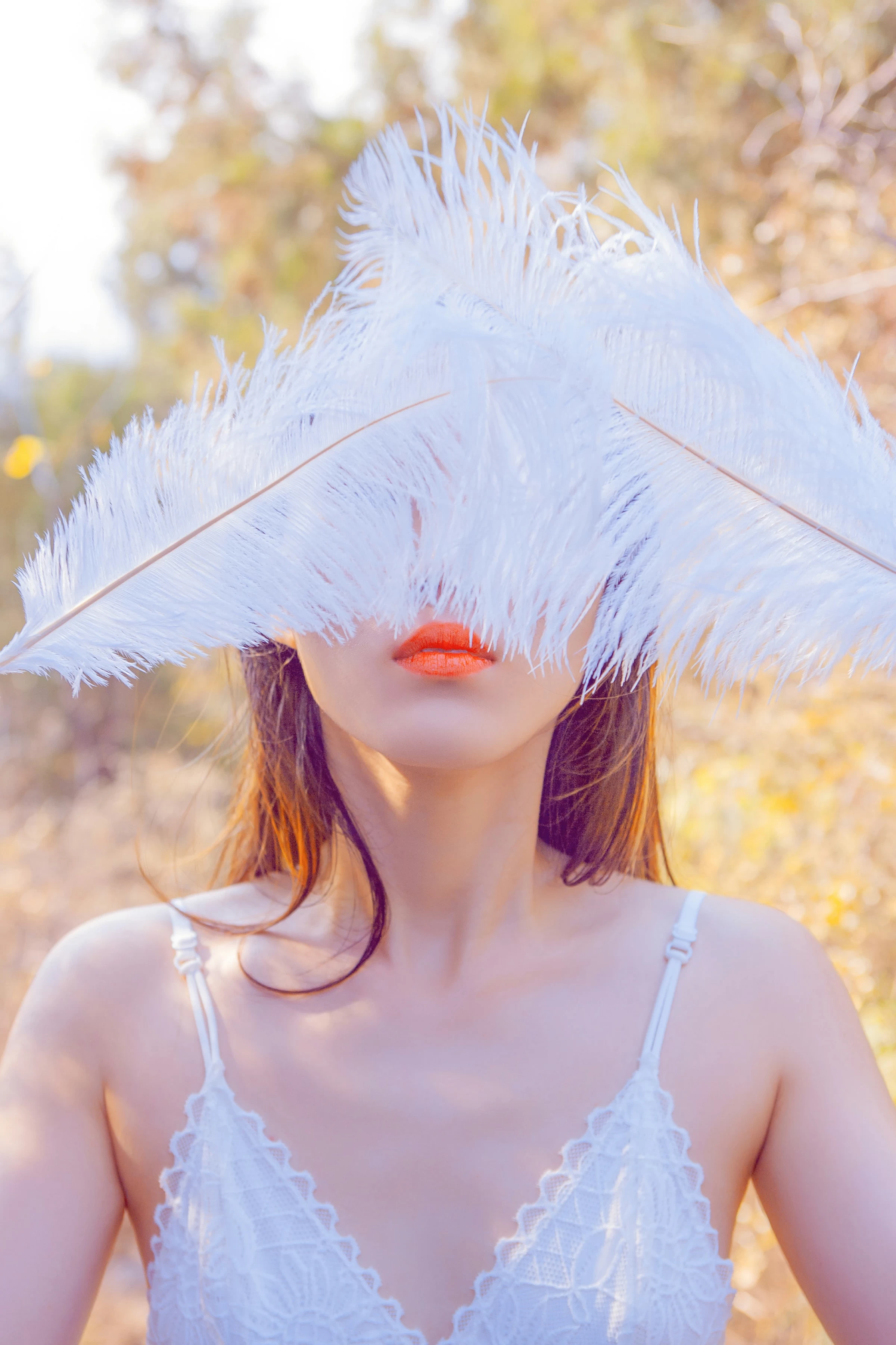 [YALAYI雅拉伊]NO.133 深山原野 熏儿 白色蕾丝内衣性感私房写真集第4张