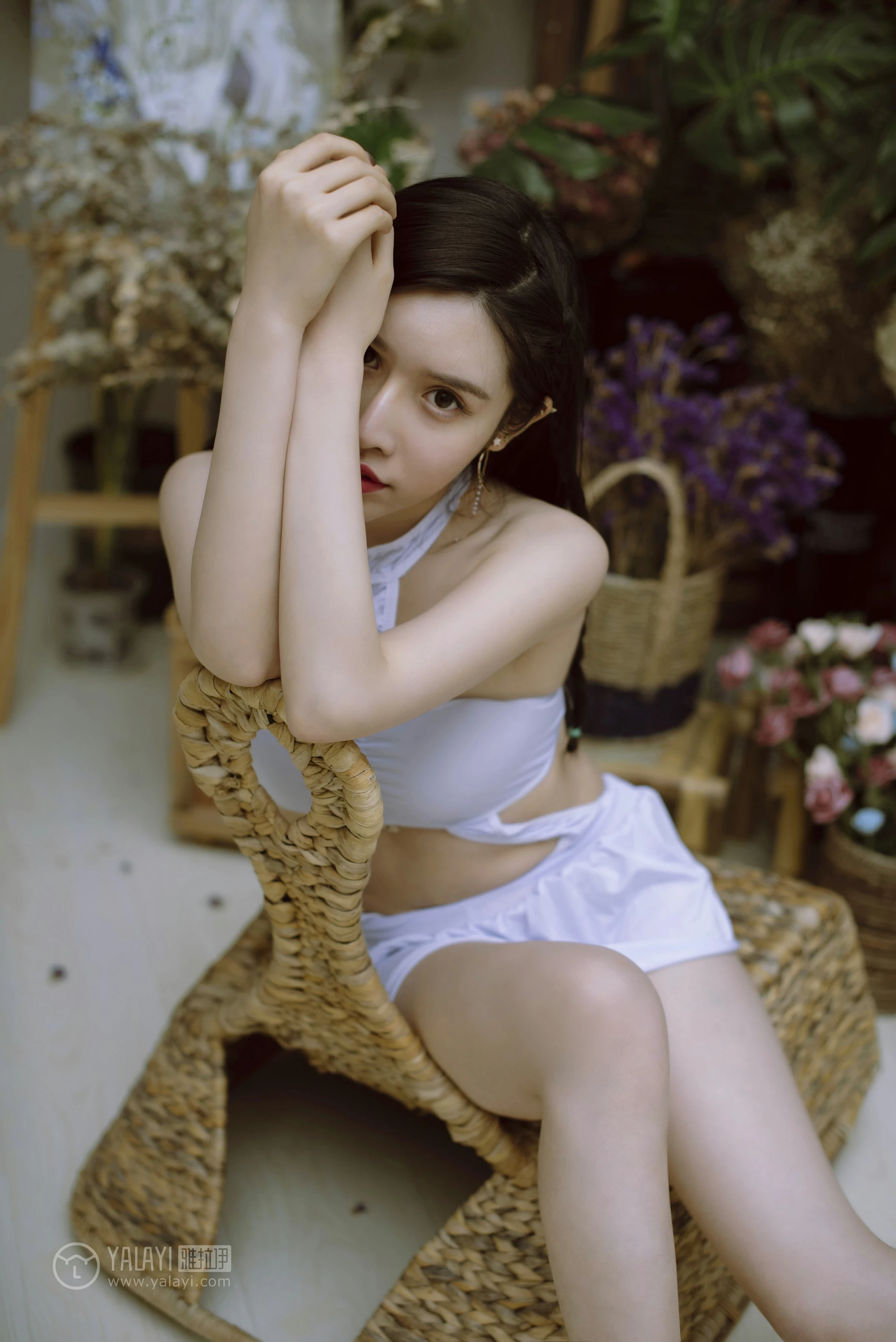 [YALAYI雅拉伊]NO.141 性感护士姐姐 颖莹 白色透视情趣制服内衣私房写真集第13张