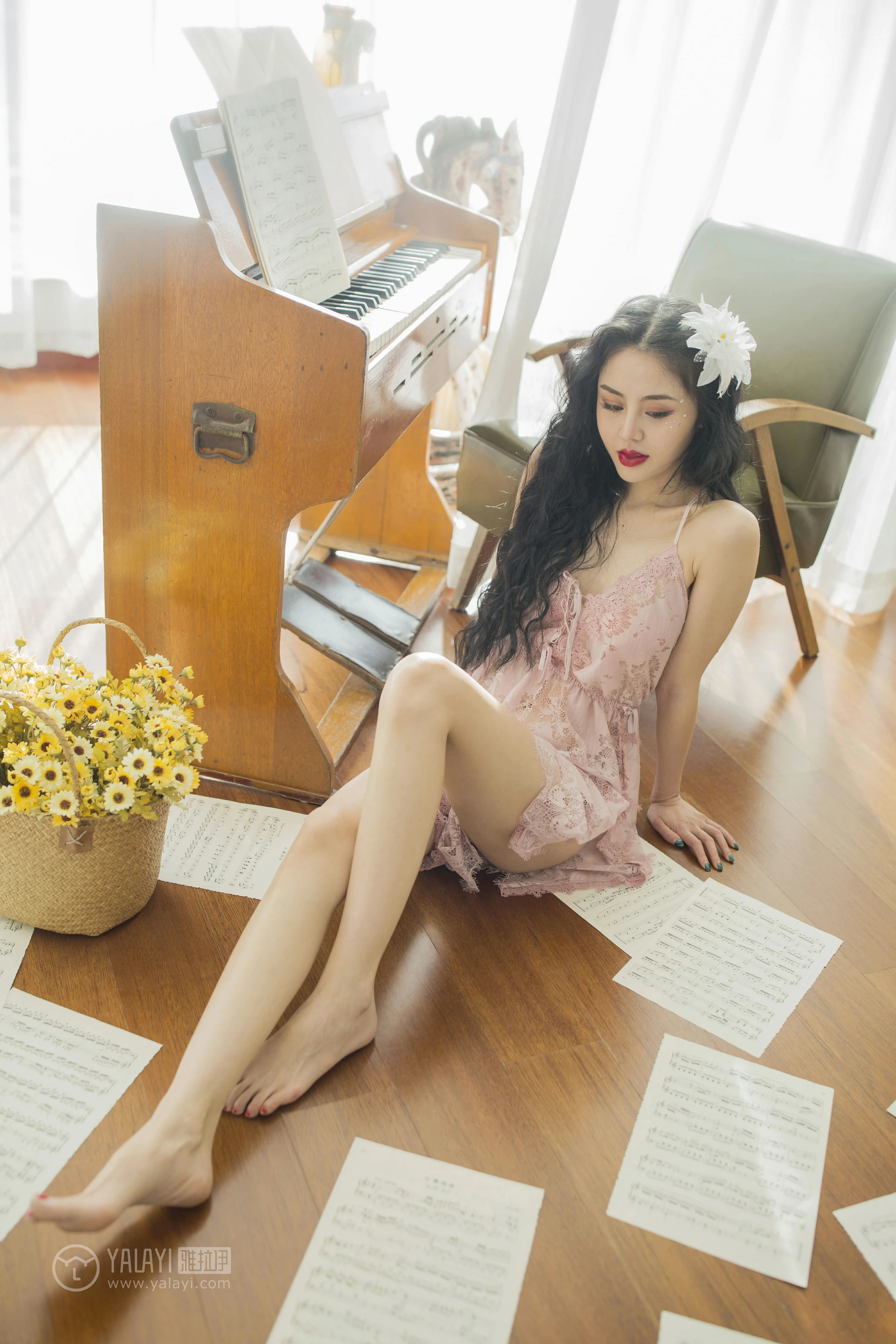 [YALAYI雅拉伊]NO.150 橘色的暖阳花 凉儿 粉色透视情趣蕾丝睡衣性感私房写真集第10张