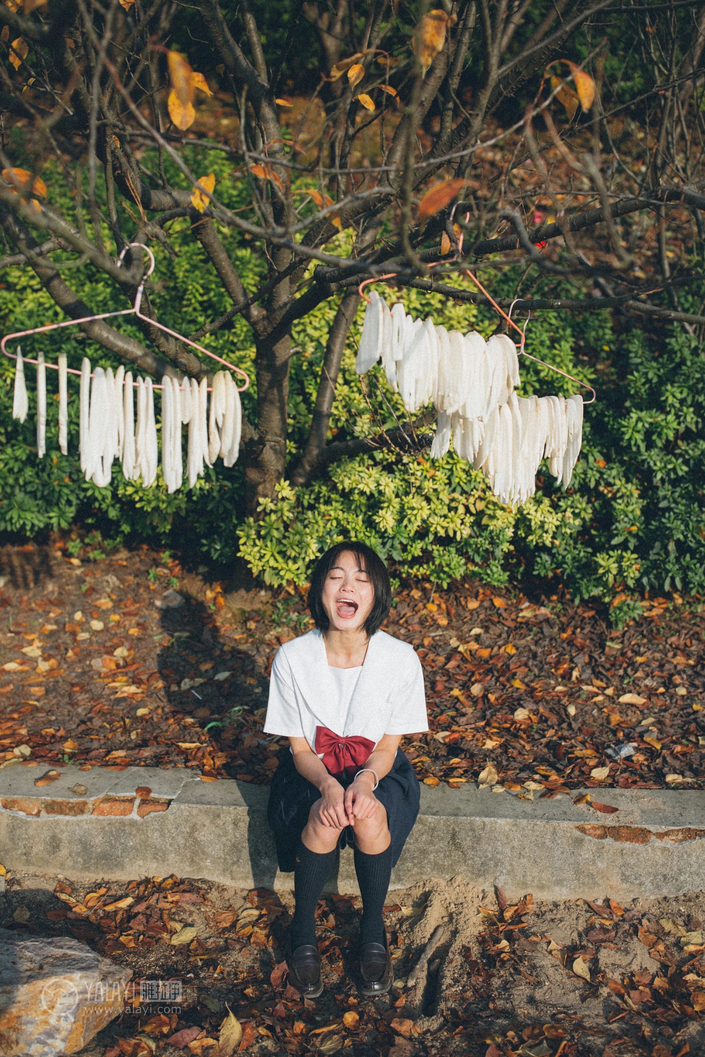 [YALAYI雅拉伊]NO.156 带我走带我飞 米粒米粒 高中女生制服与短裙私房写真集第15张