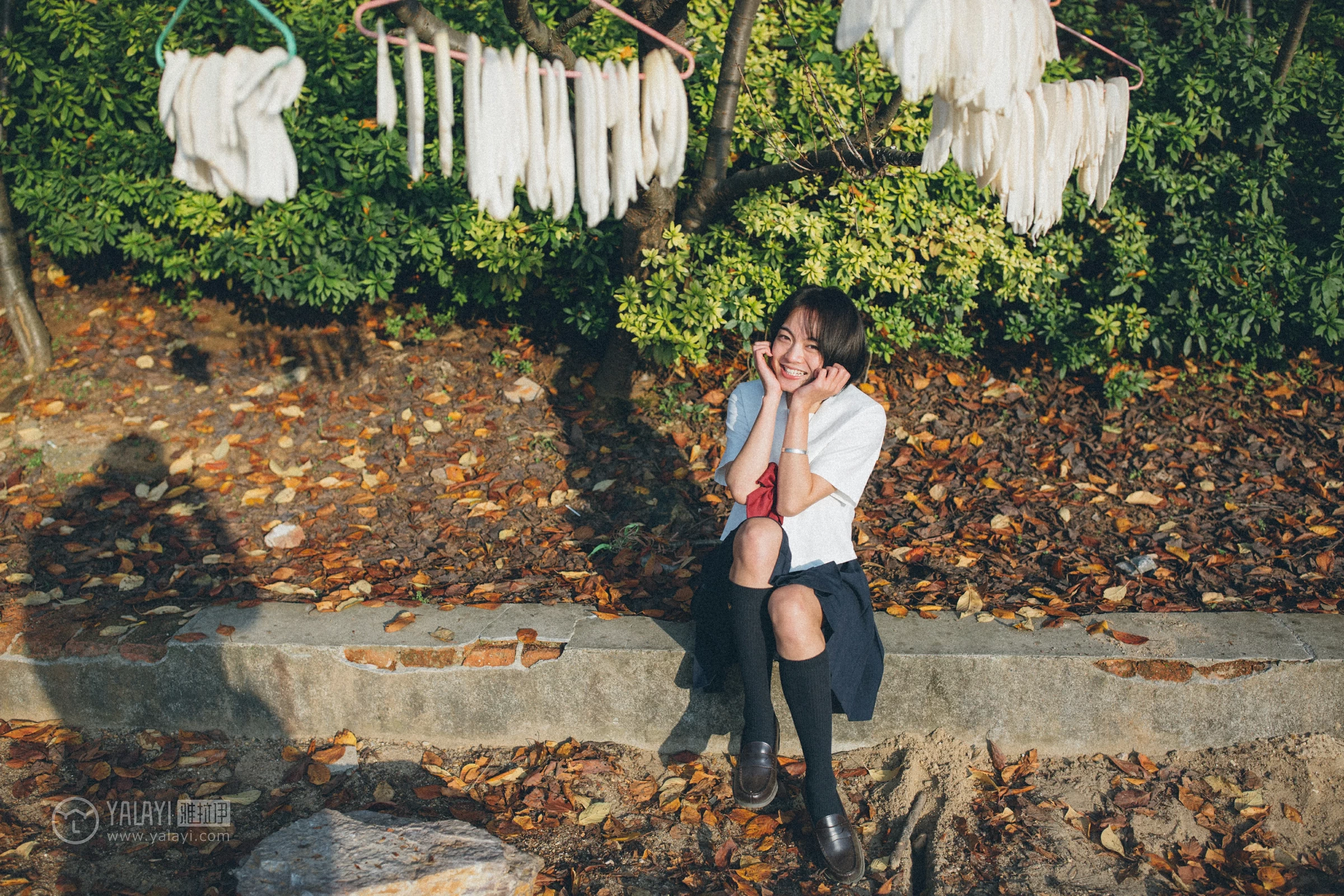 [YALAYI雅拉伊]NO.156 带我走带我飞 米粒米粒 高中女生制服与短裙私房写真集第16张