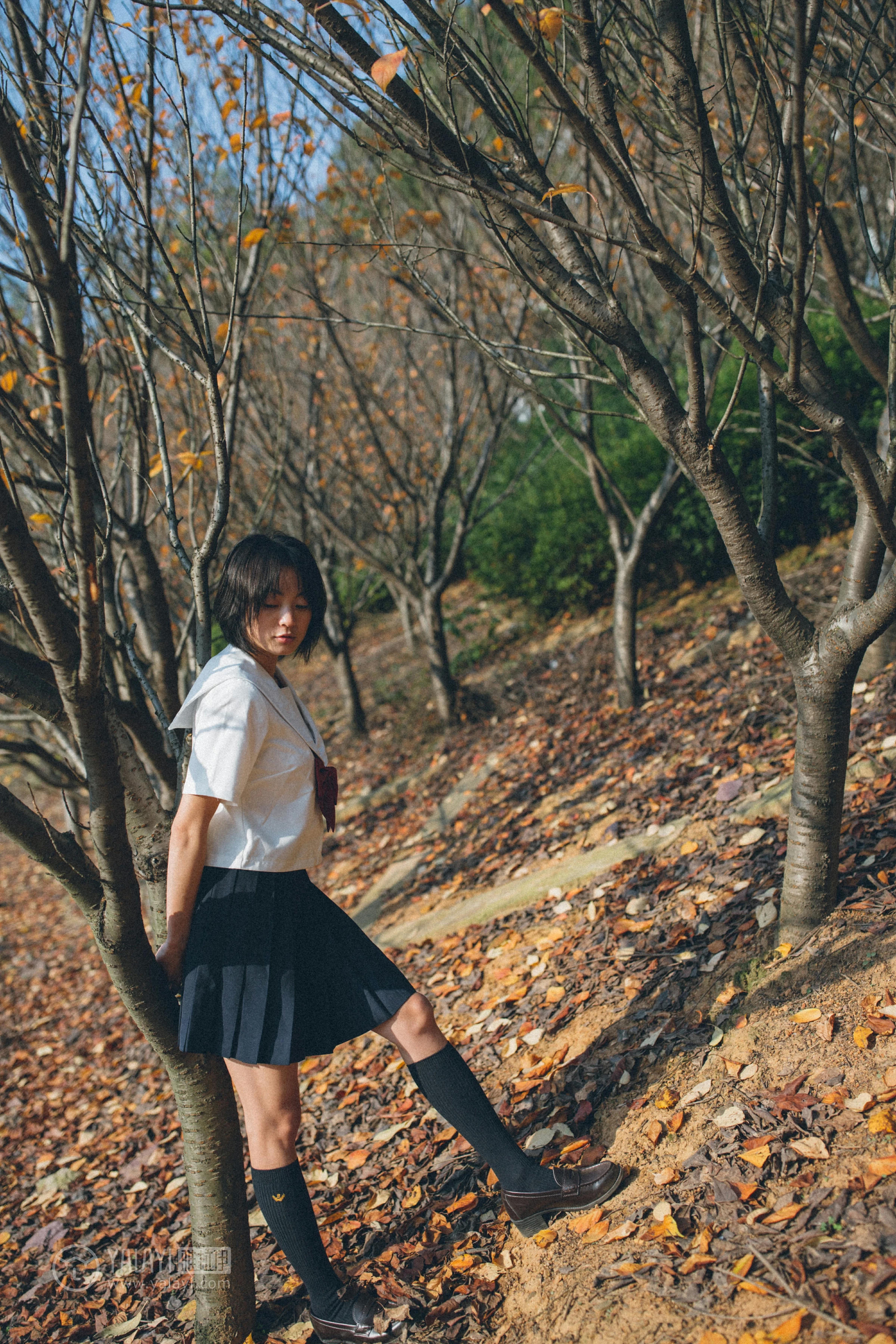 [YALAYI雅拉伊]NO.156 带我走带我飞 米粒米粒 高中女生制服与短裙私房写真集第12张