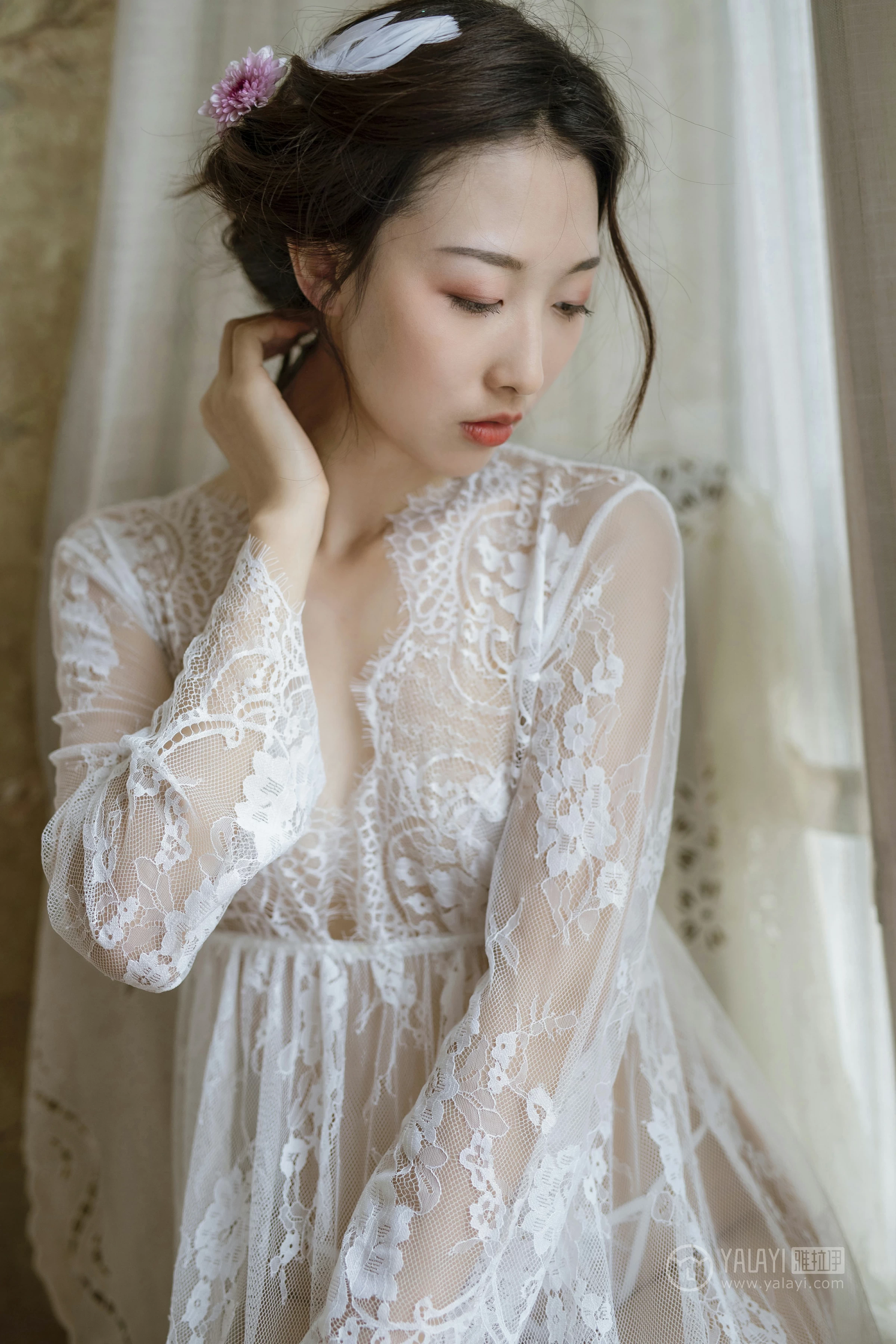 [YALAYI雅拉伊]NO.161 隐隐的柔情 佳佳 白色透视镂空连衣裙性感私房写真集第12张