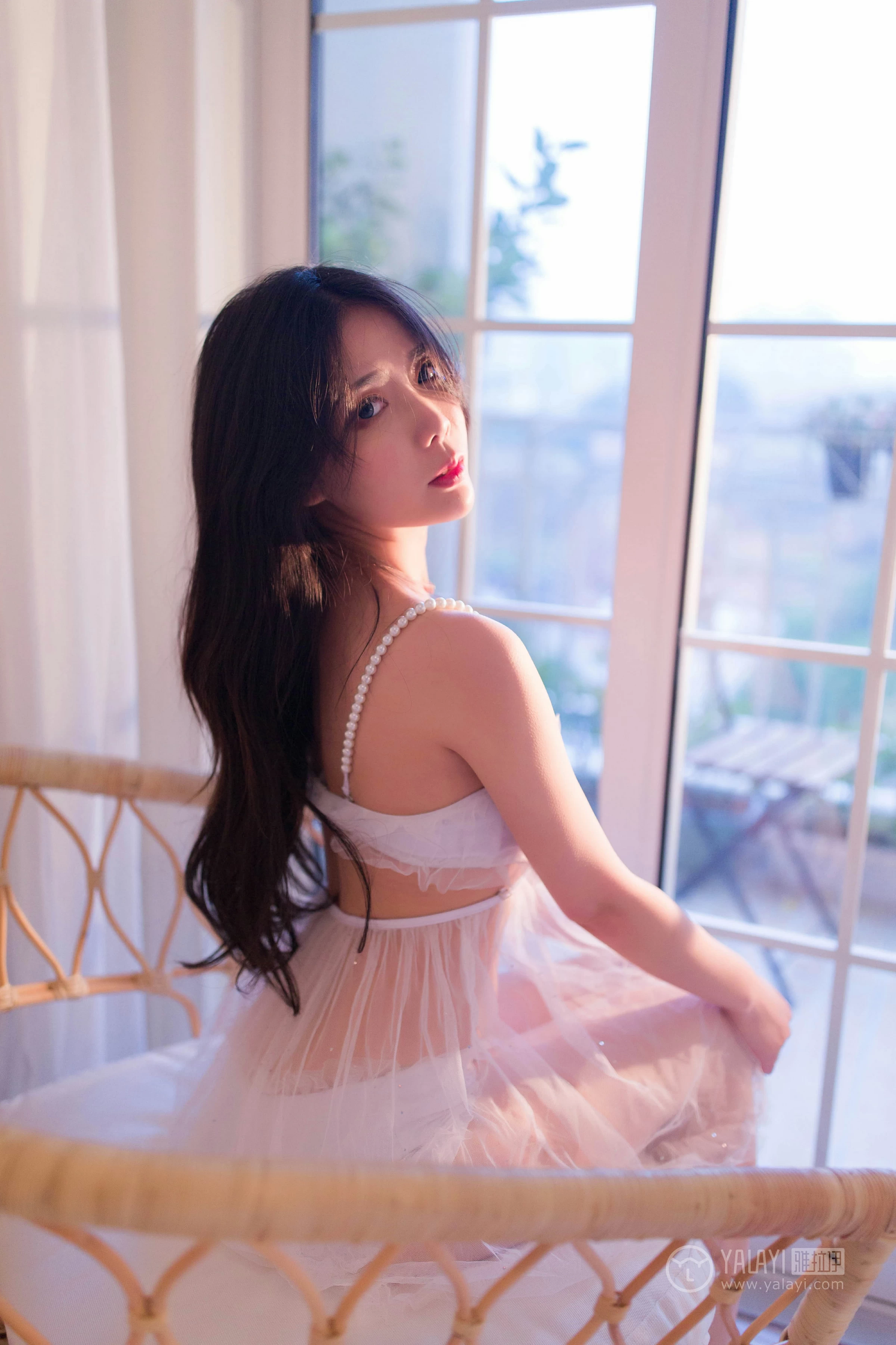 [YALAYI雅拉伊]No.182 温柔香 雪梨姬 白色透视情趣内衣裙性感私房写真集第9张