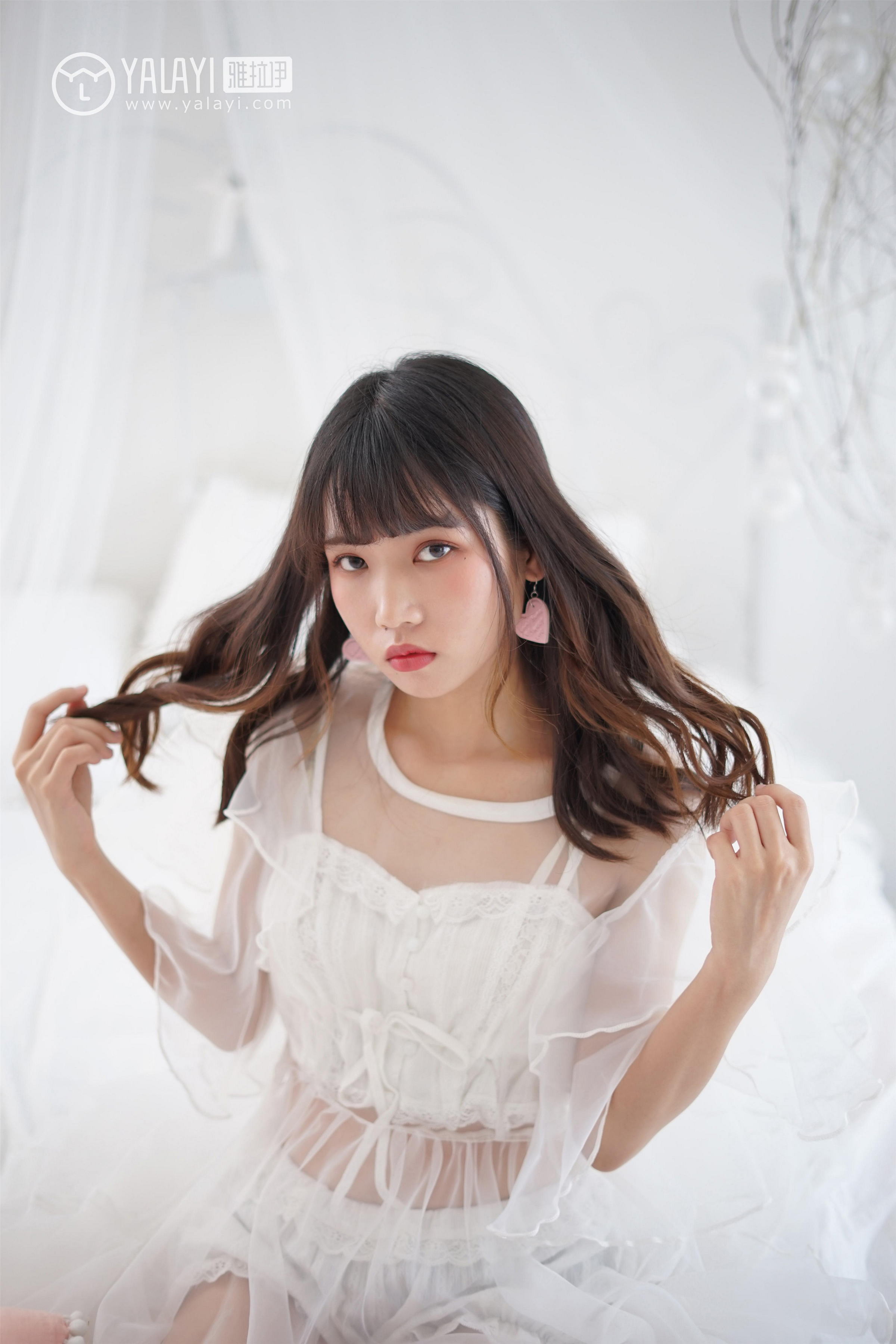[YALAYI雅拉伊]NO.001 恋上你的床 公主小兔子 透视连衣裙性感私房写真集第7张