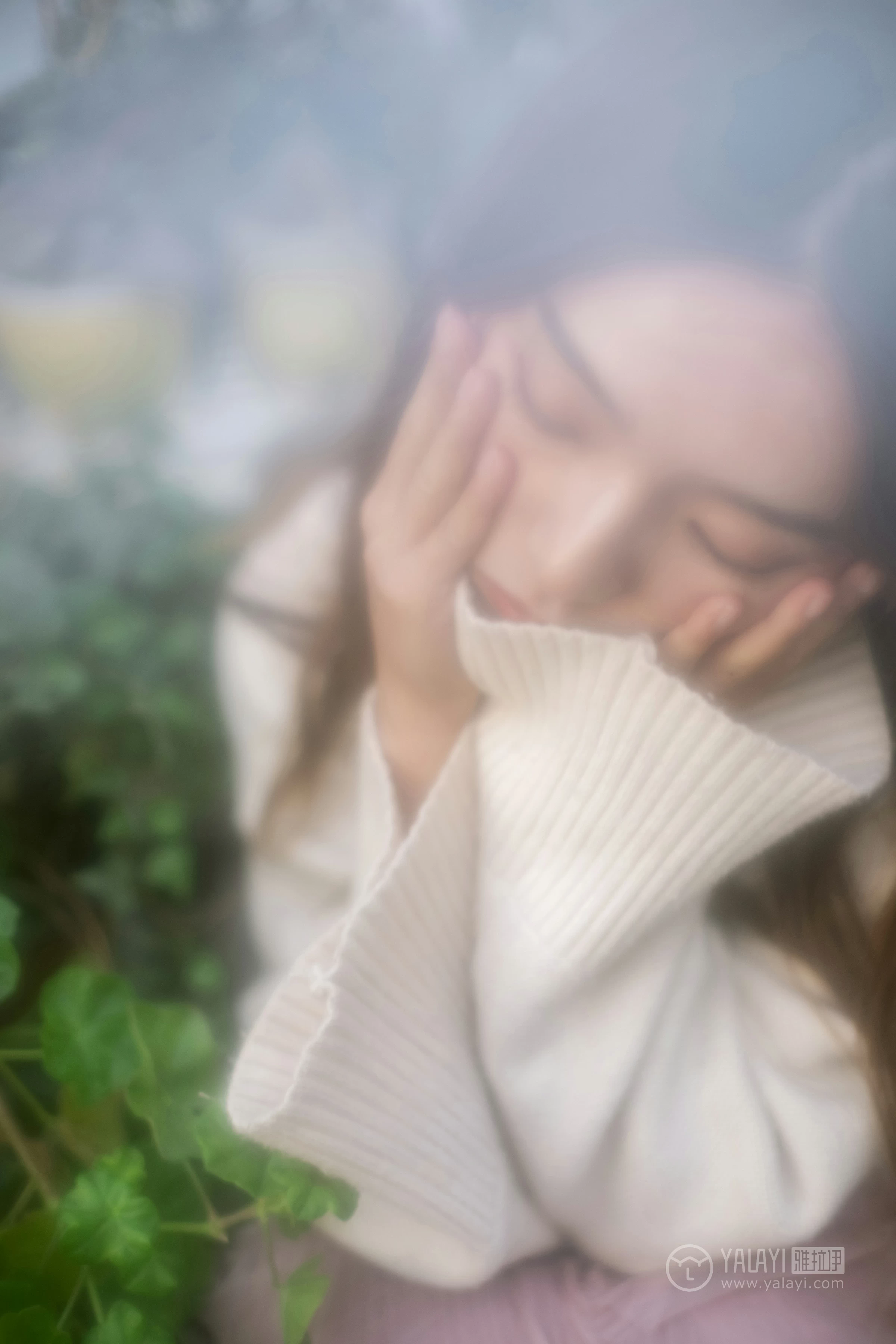 [YALAYI雅拉伊]No.209 温柔的你 白日梦 白色连身毛衣清新私房写真集第12张