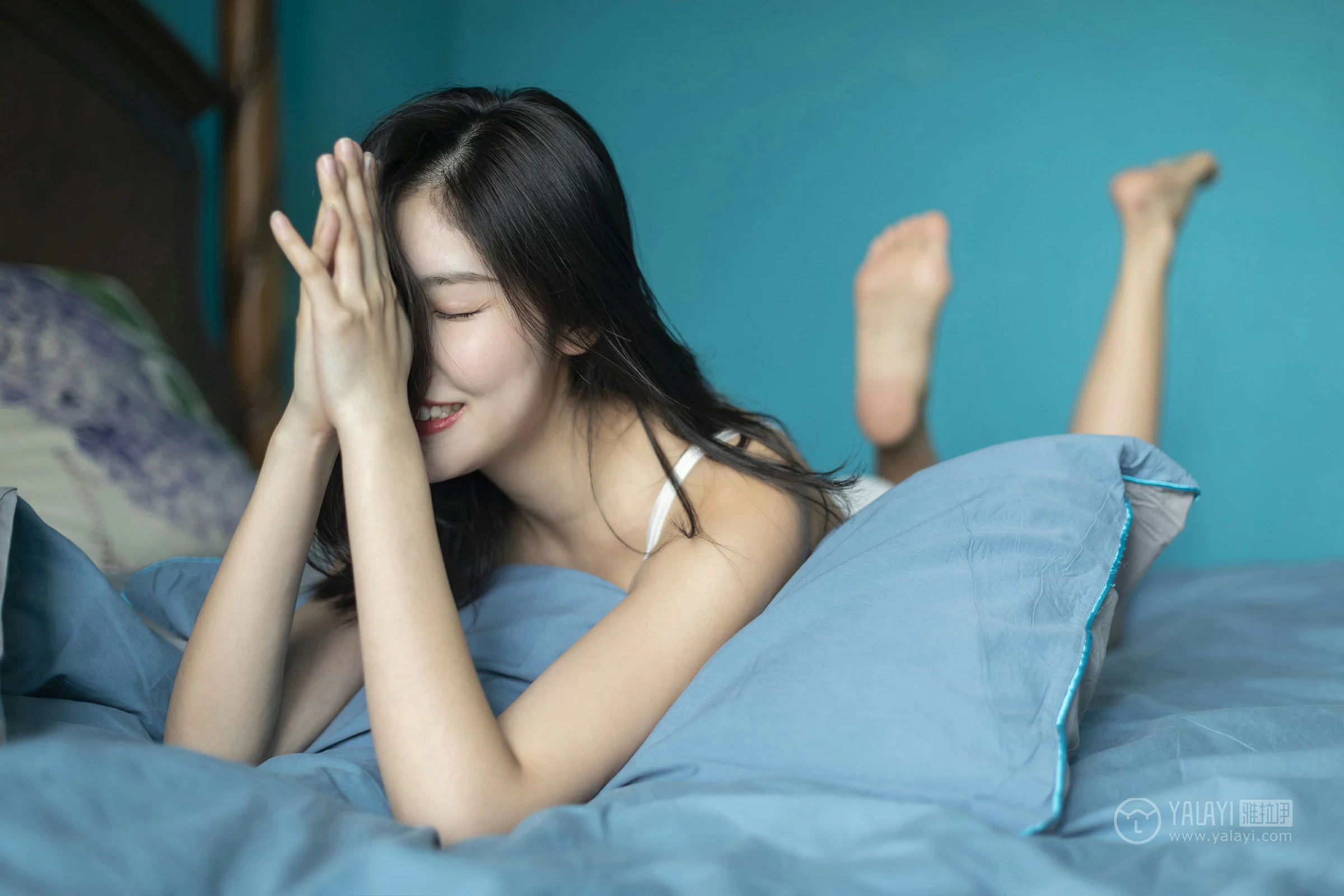 [YALAYI雅拉伊]No.224 绝色阳光 仓儿 白色蕾丝内衣性感私房写真集第10张