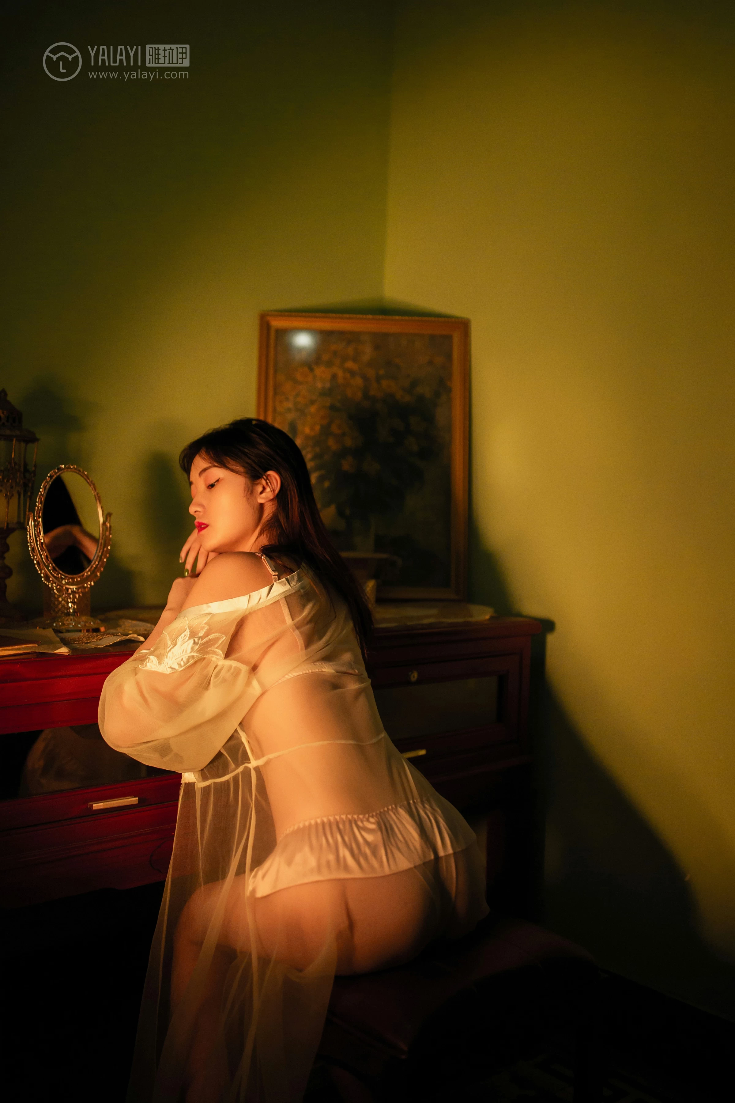 [YALAYI雅拉伊]No.233 《爱囚》 天蓝酱 白色透视睡衣加金色情趣内衣性感私房写真集第5张