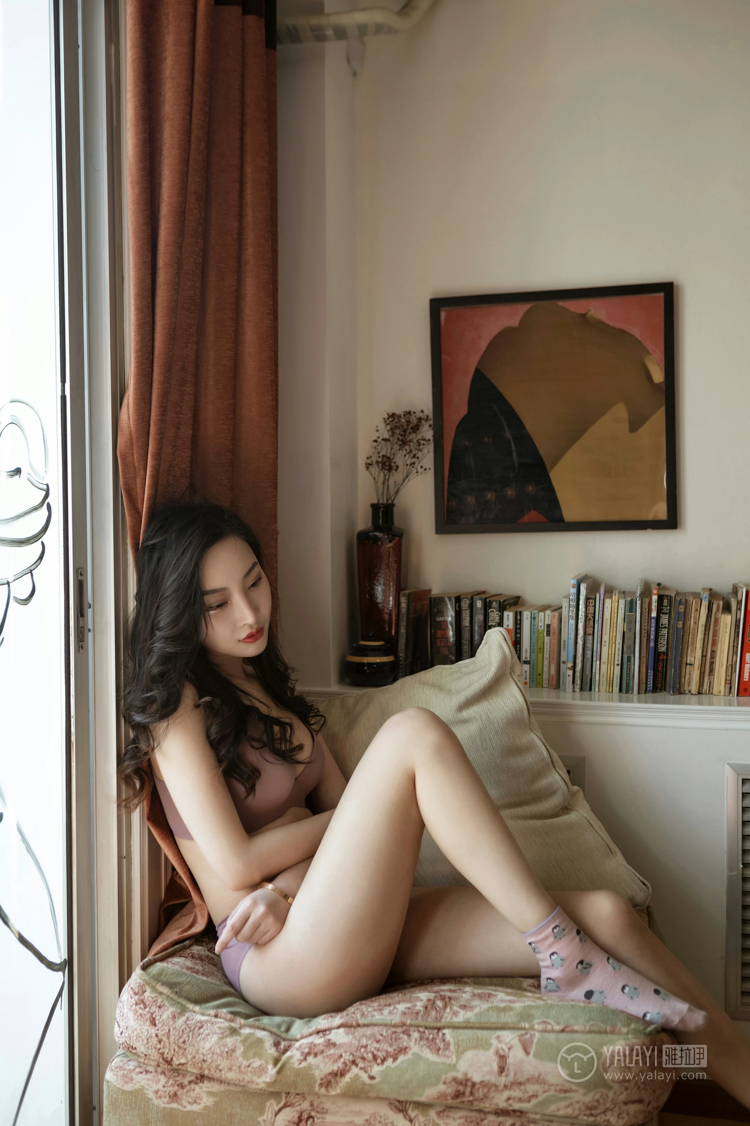 [YALAYI雅拉伊]No.235 《万种风情》 赵雪晴 棕色性感内衣居家私房写真集第12张