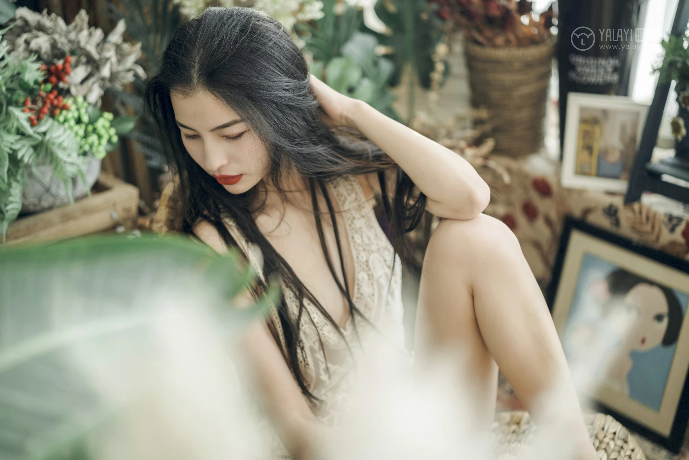 [YALAYI雅拉伊]No.280 盛夏的果实 小竹 情趣透视镂空衬衫加白色内衣性感私房写真集第18张
