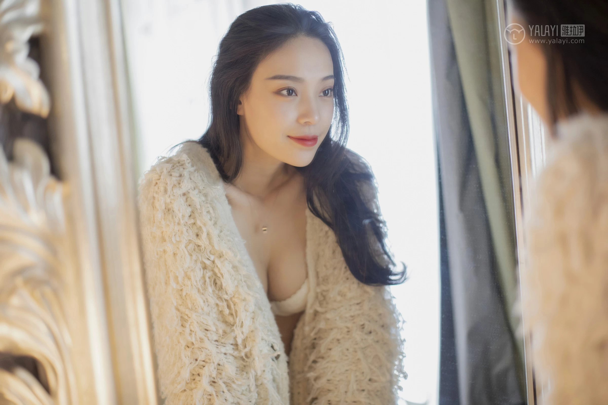 [YALAYI雅拉伊]No.281 你的样子 楚薇 米色睡衣加白色蕾丝内衣性感私房写真集第2张