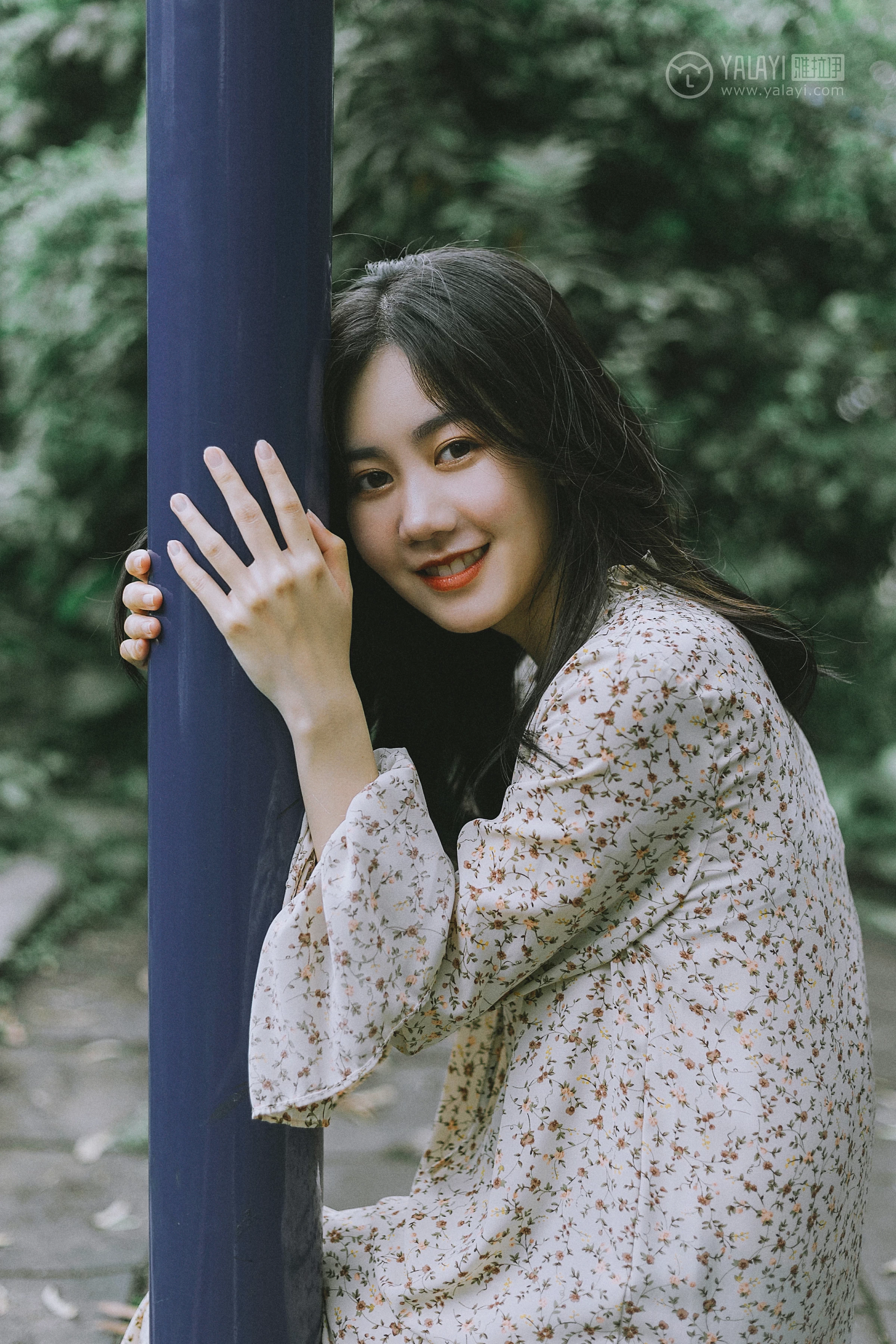 [YALAYI雅拉伊] No.274 芳华 喜儿 蓝色卫衣与白色透视短裙性感私房写真集第4张