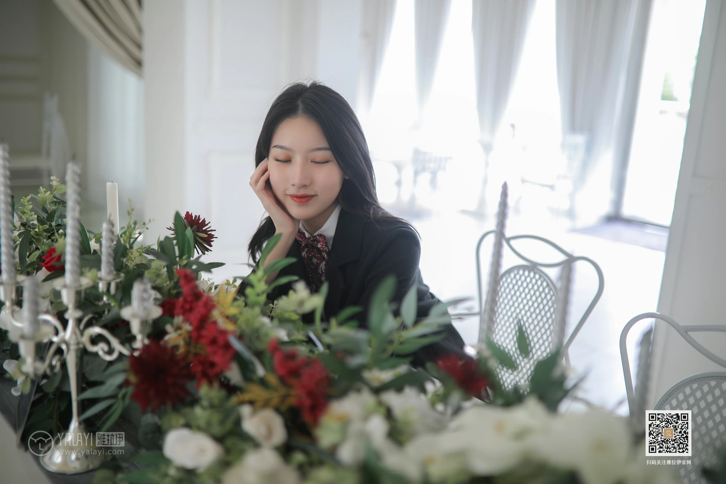 [YALAYI雅拉伊]No.387 毕业季 白璐 黑色高中女生制服与短裙加肉色丝袜美腿性感私房写真集第5张