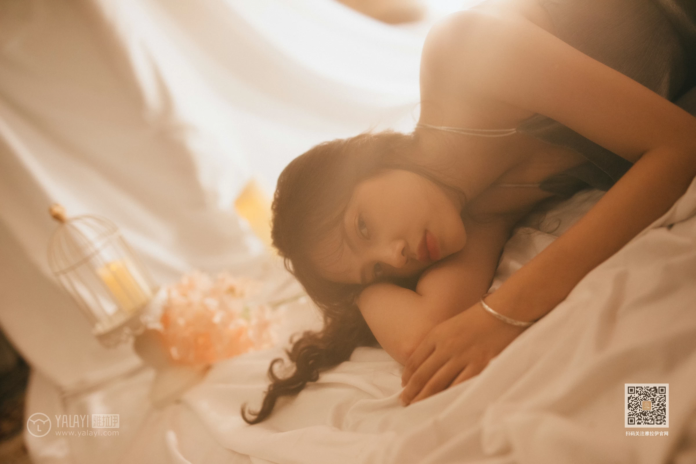 [YALAYI雅拉伊]No.391 撩拨 静儿 白色透视蕾丝内衣加安全短裤性感私房写真集第11张