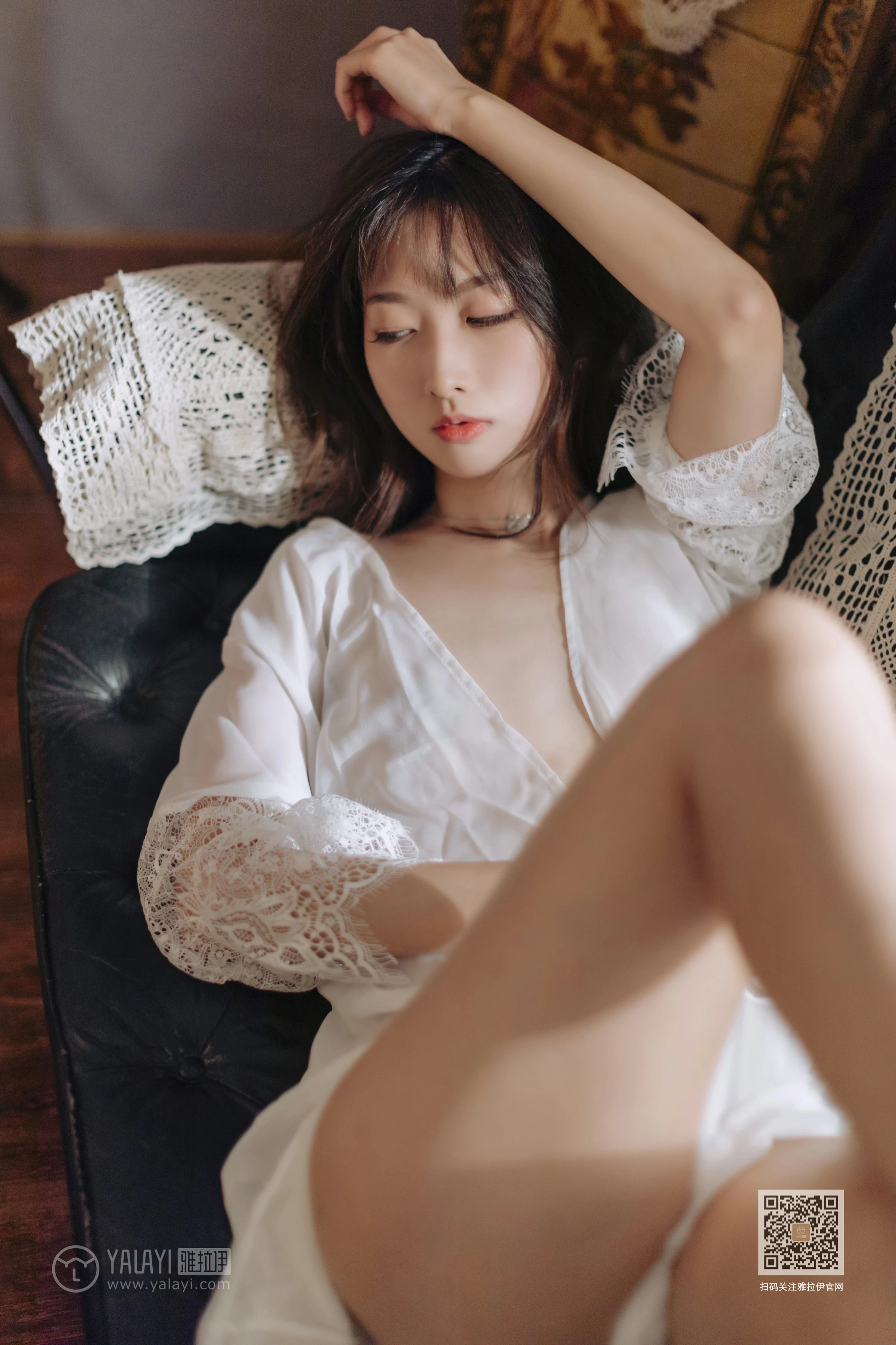 [YALAYI雅拉伊]Vol.427 寂寞心房 佳佳 白色透视蕾丝睡衣加情趣乳贴性感私房写真集第11张