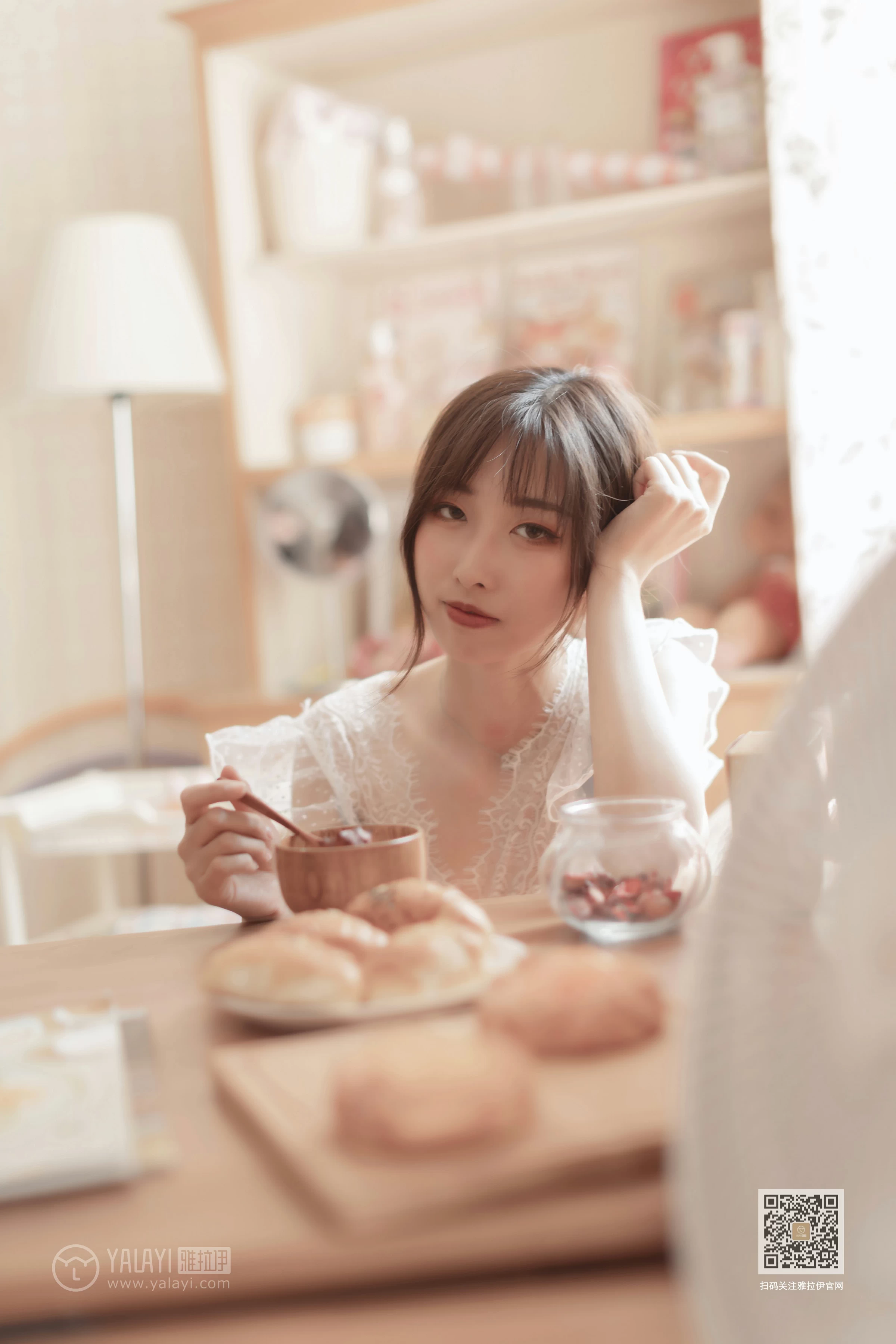 [YALAYI雅拉伊]Vol.443 佳人有约 佳佳 透视情趣内衣性感私房写真集第4张