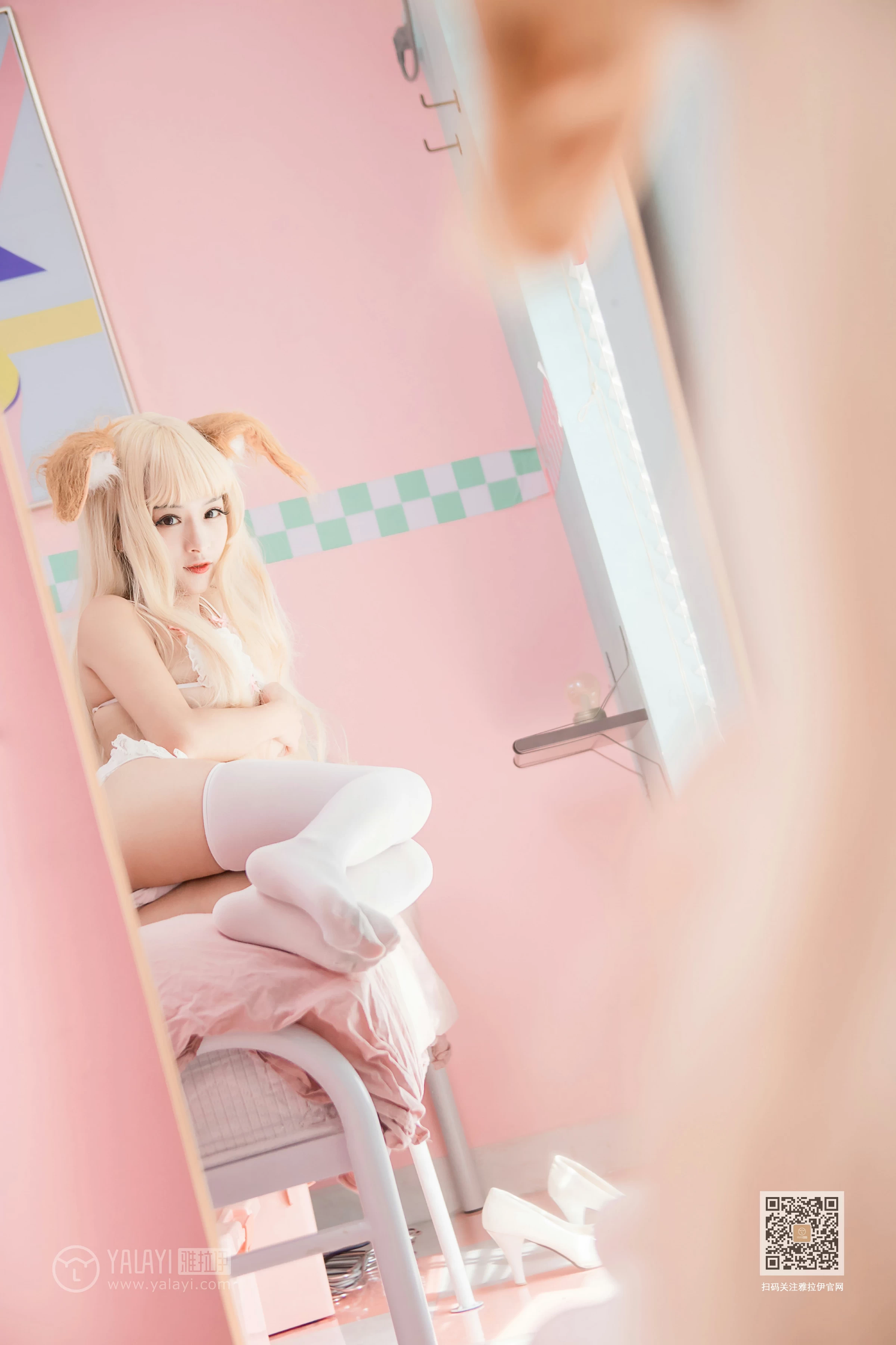 [YALAYI雅拉伊]Vol.497 白色比基尼 艾丽 透视情趣内衣加白色丝袜美腿性感私房写真集第15张