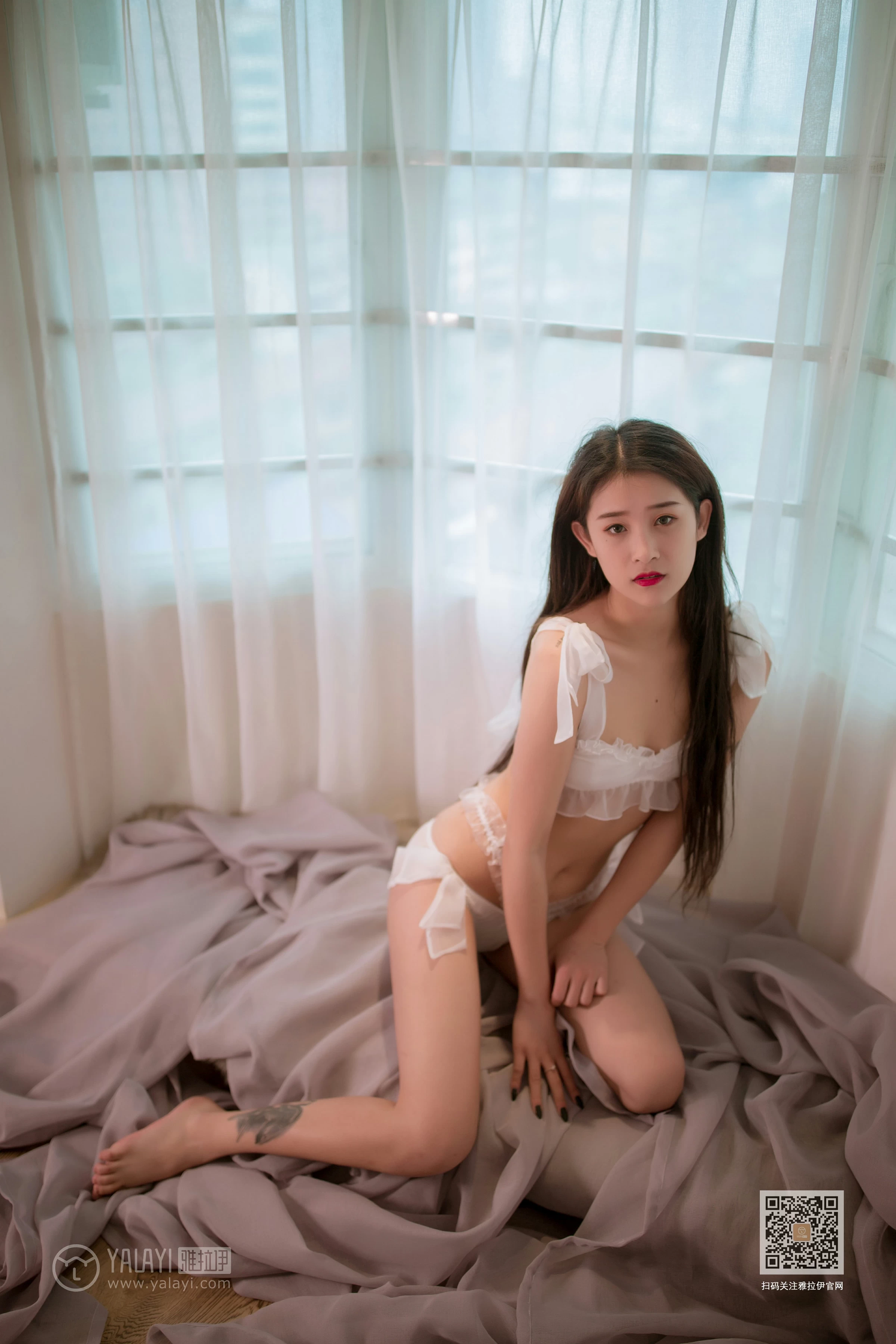 [YALAYI雅拉伊]Vol.510 撩人的丝带 素素 白色透视情趣内衣性感私房写真集第2张