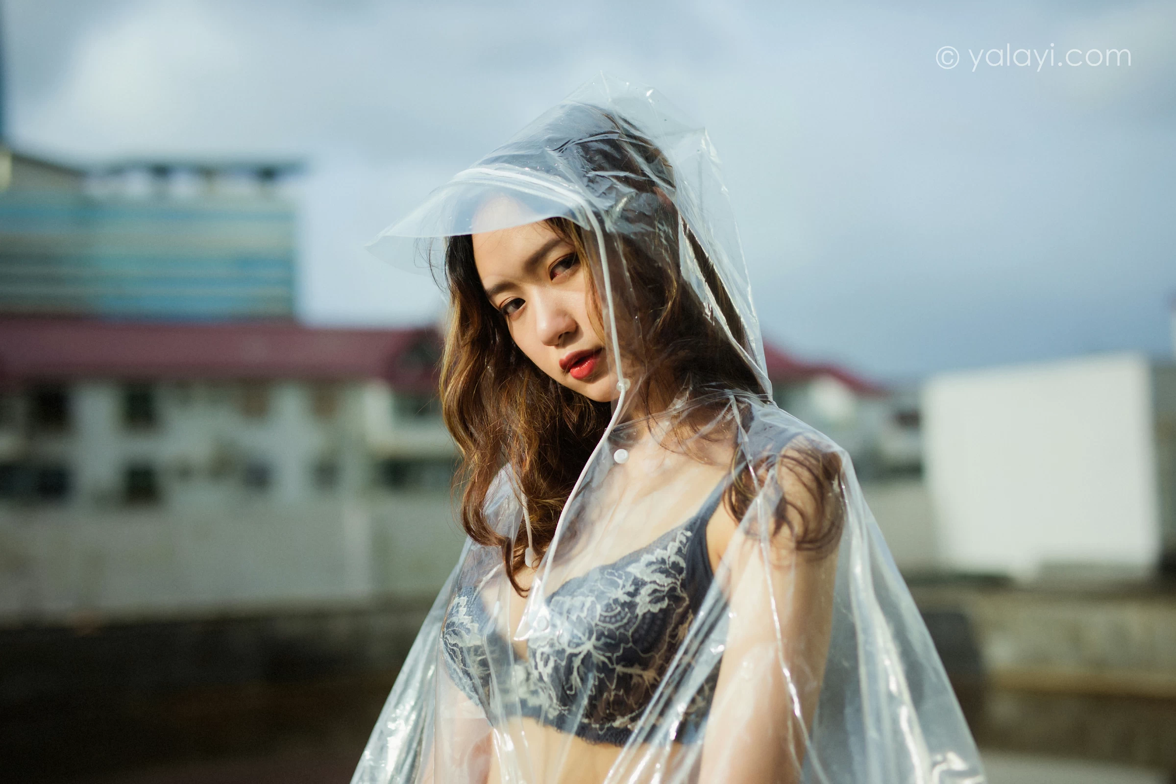 [YALAYI雅拉伊]NO.676 《七月的雨》 晓琳 黑色蕾丝内衣性感私房写真集第12张