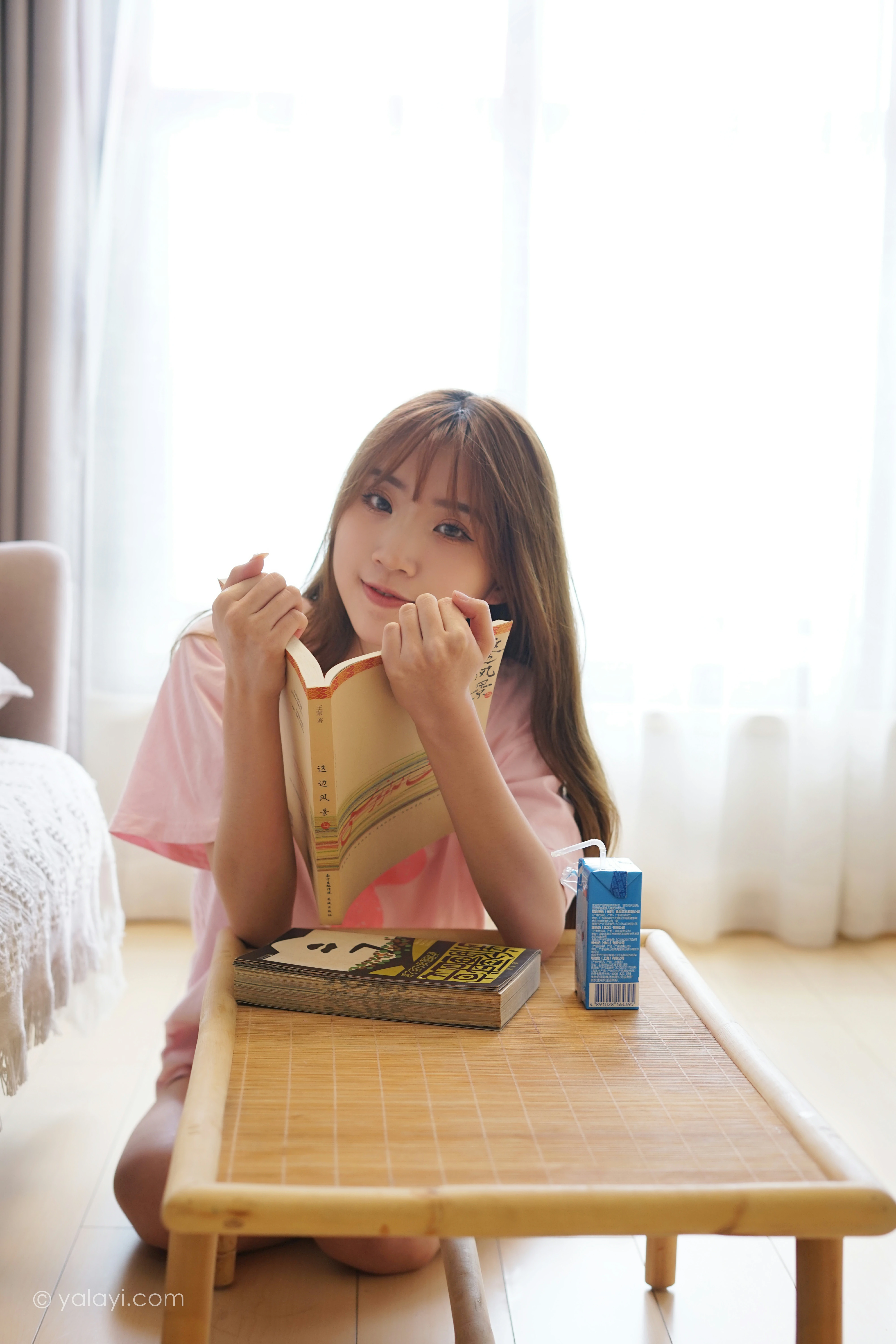 [YALAYI雅拉伊]NO.791 这边风景 小乔 粉色短袖居家性感写真集第12张