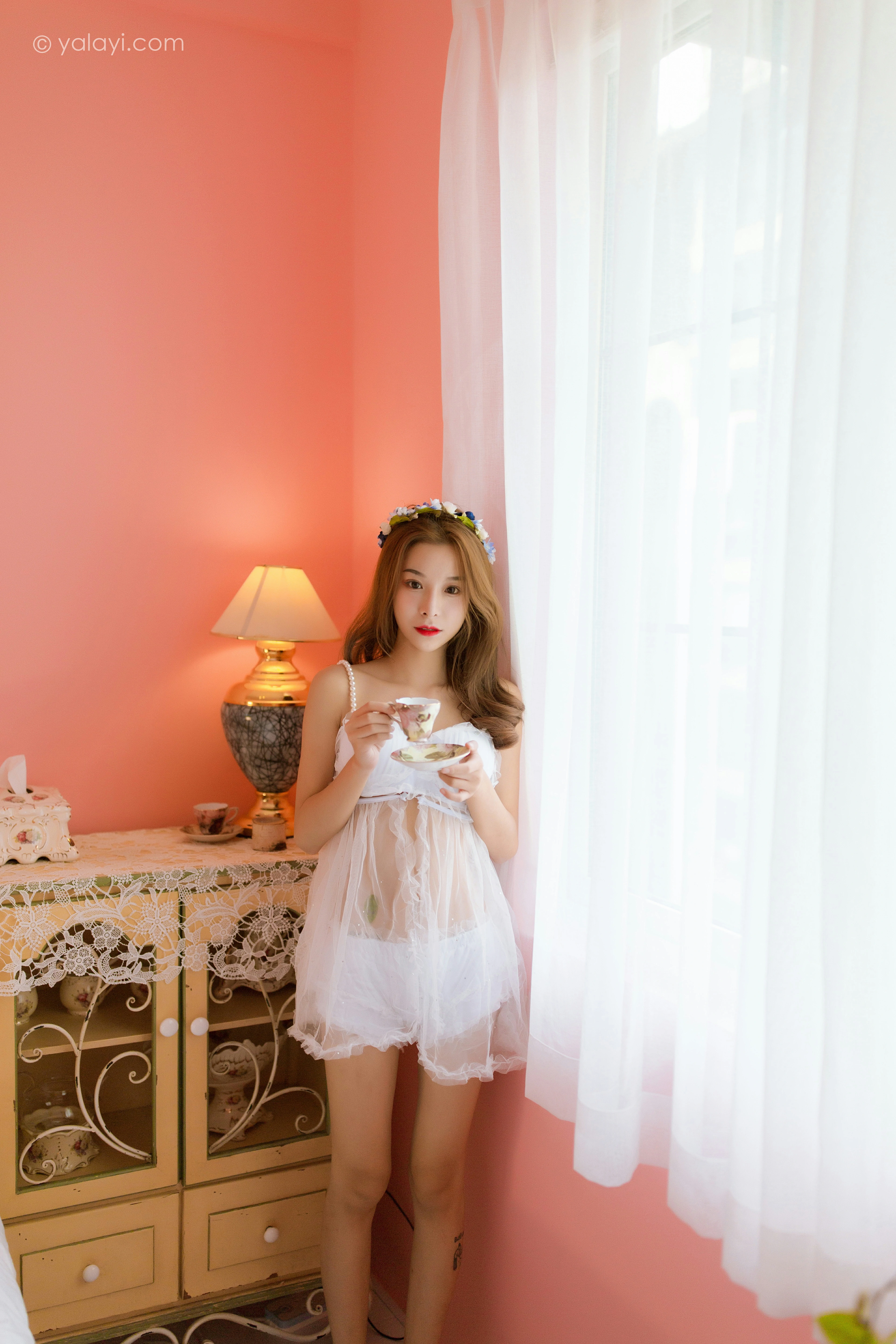[YALAYI雅拉伊]NO.810 粉色少女 微微 白色透视情趣内衣性感私房写真集第4张
