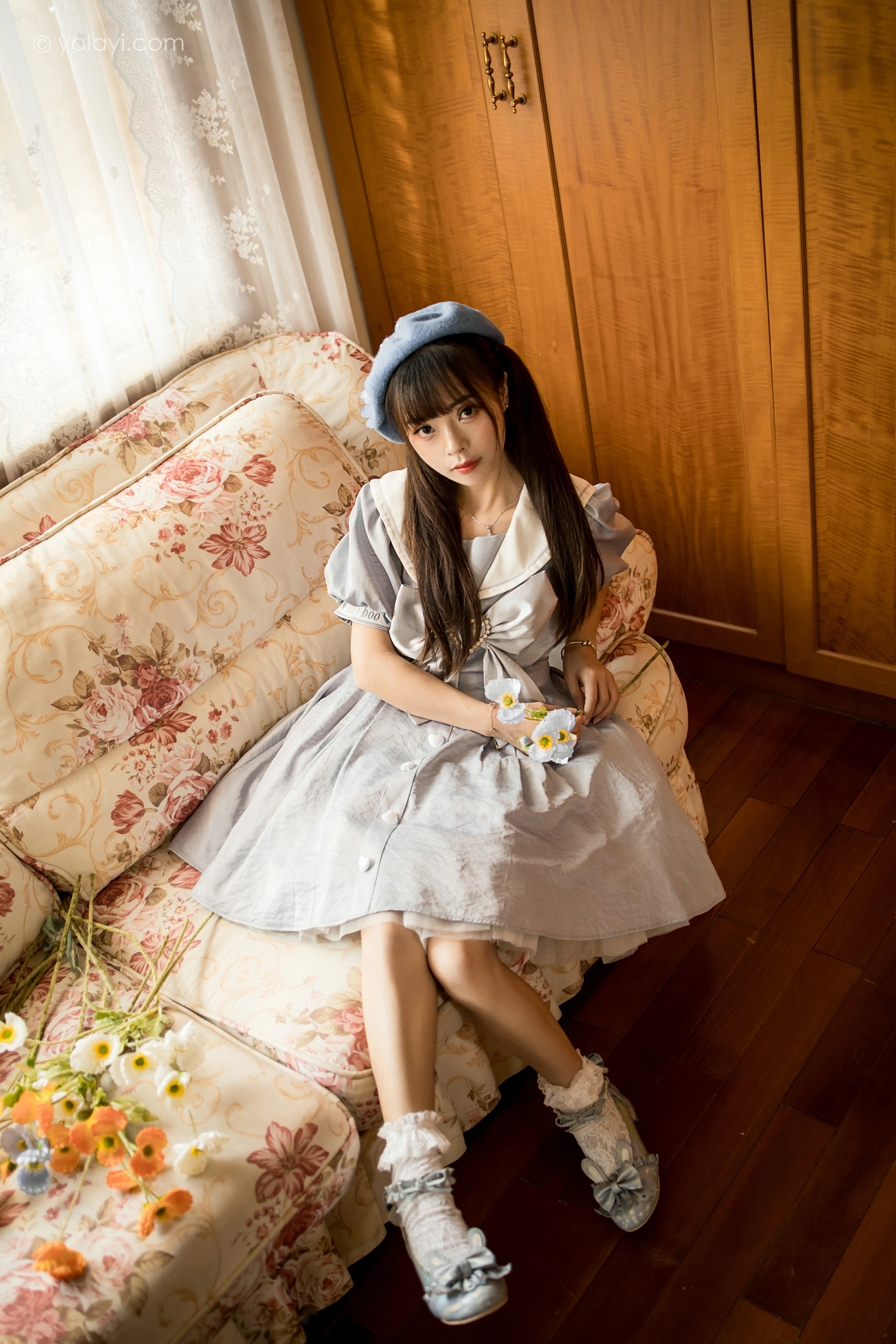 [YALAYI雅拉伊]NO.859 JK水手制服 程小蝶 灰色连身制服居家清纯写真集第8张