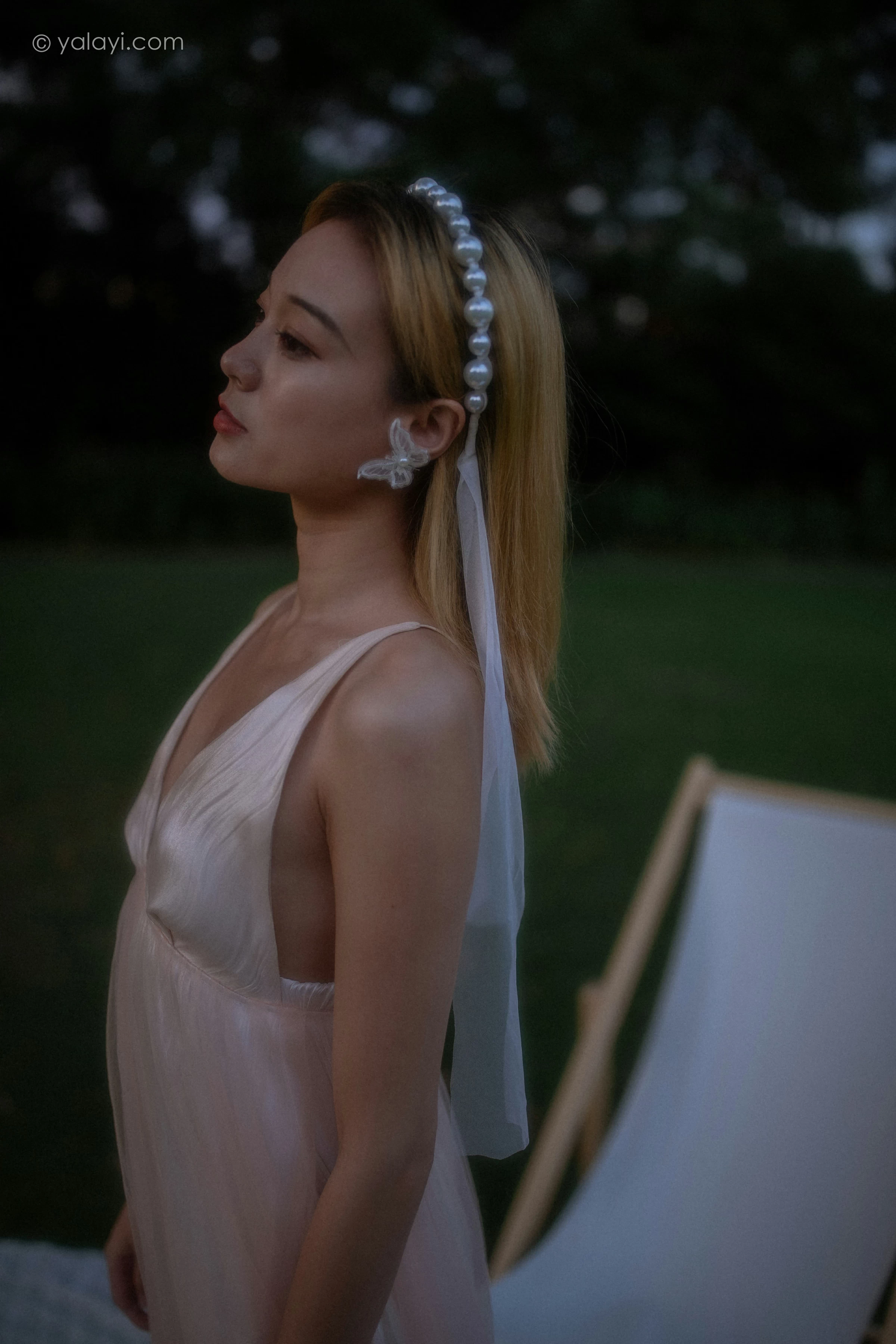 [YALAYI雅拉伊]NO.695 《救赎》 米粒米粒 粉色吊带连衣裙写真第2张