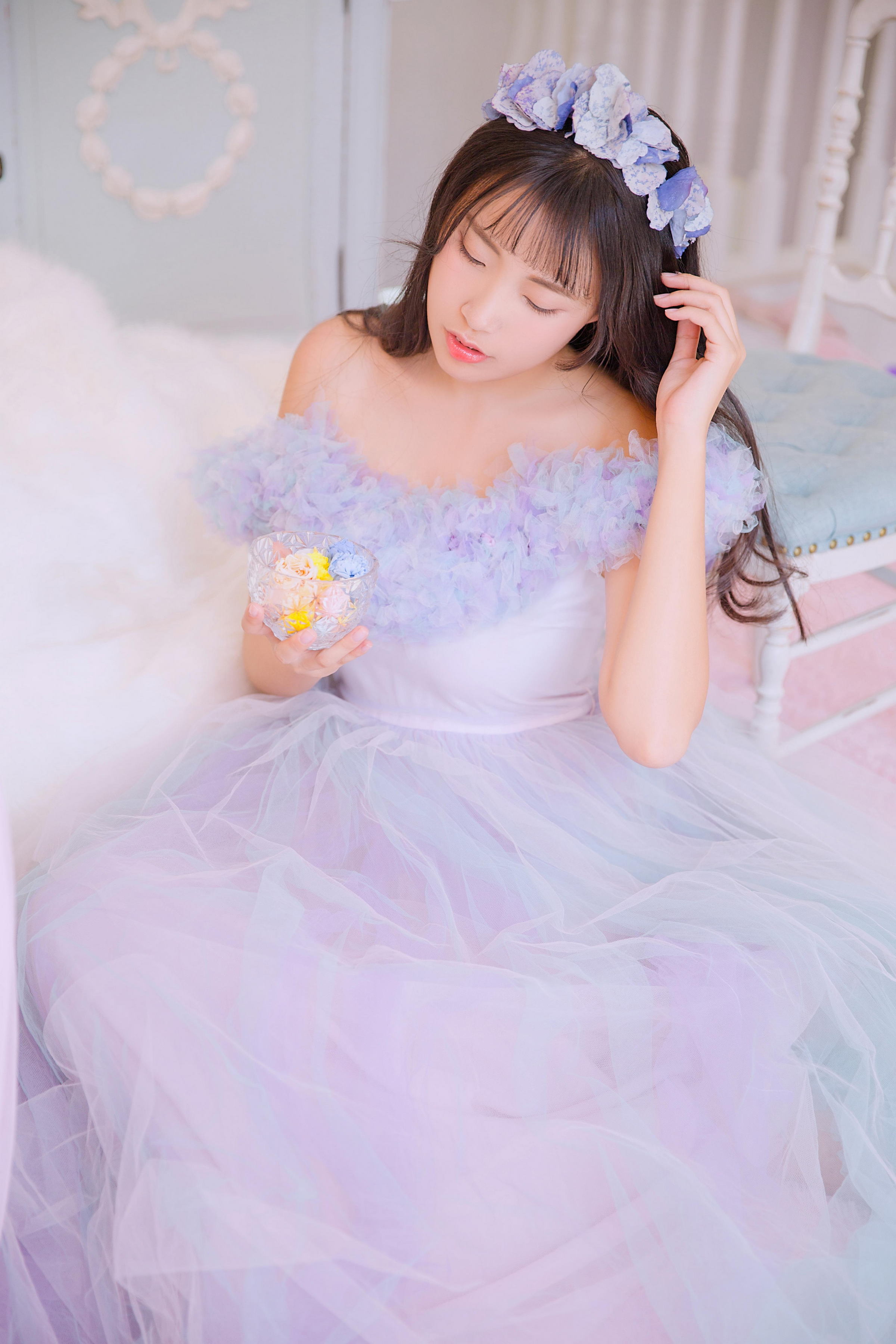 [YALAYI雅拉伊]2022.06.13 秘密花园 清纯少女 JK水手制服与粉色吊带内衣加短裤私房写真集第5张