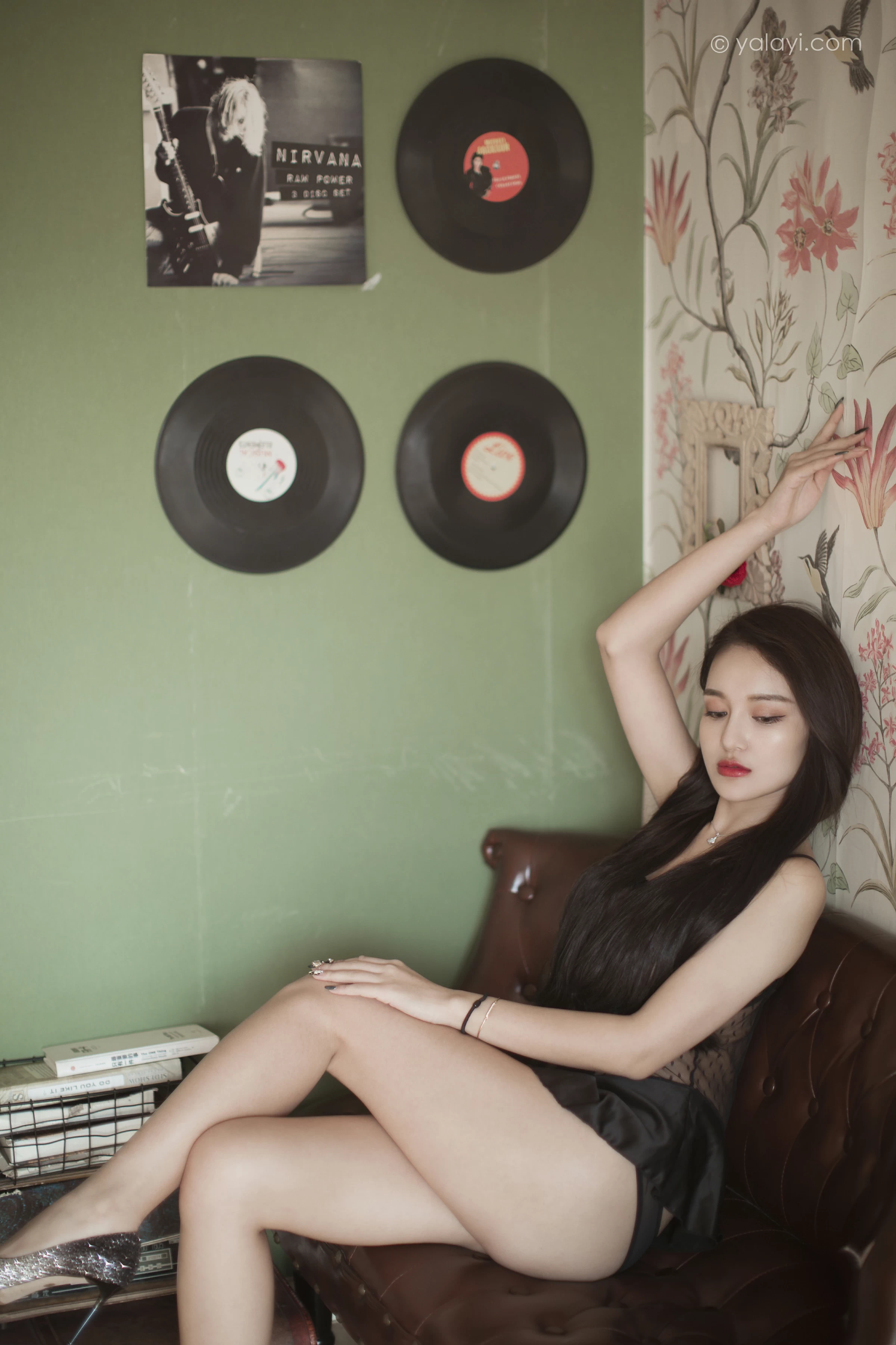 [YALAYI雅拉伊]NO.721 《面纱》 刘子炀 黑色透视情趣连体内衣性感私房写真集第14张