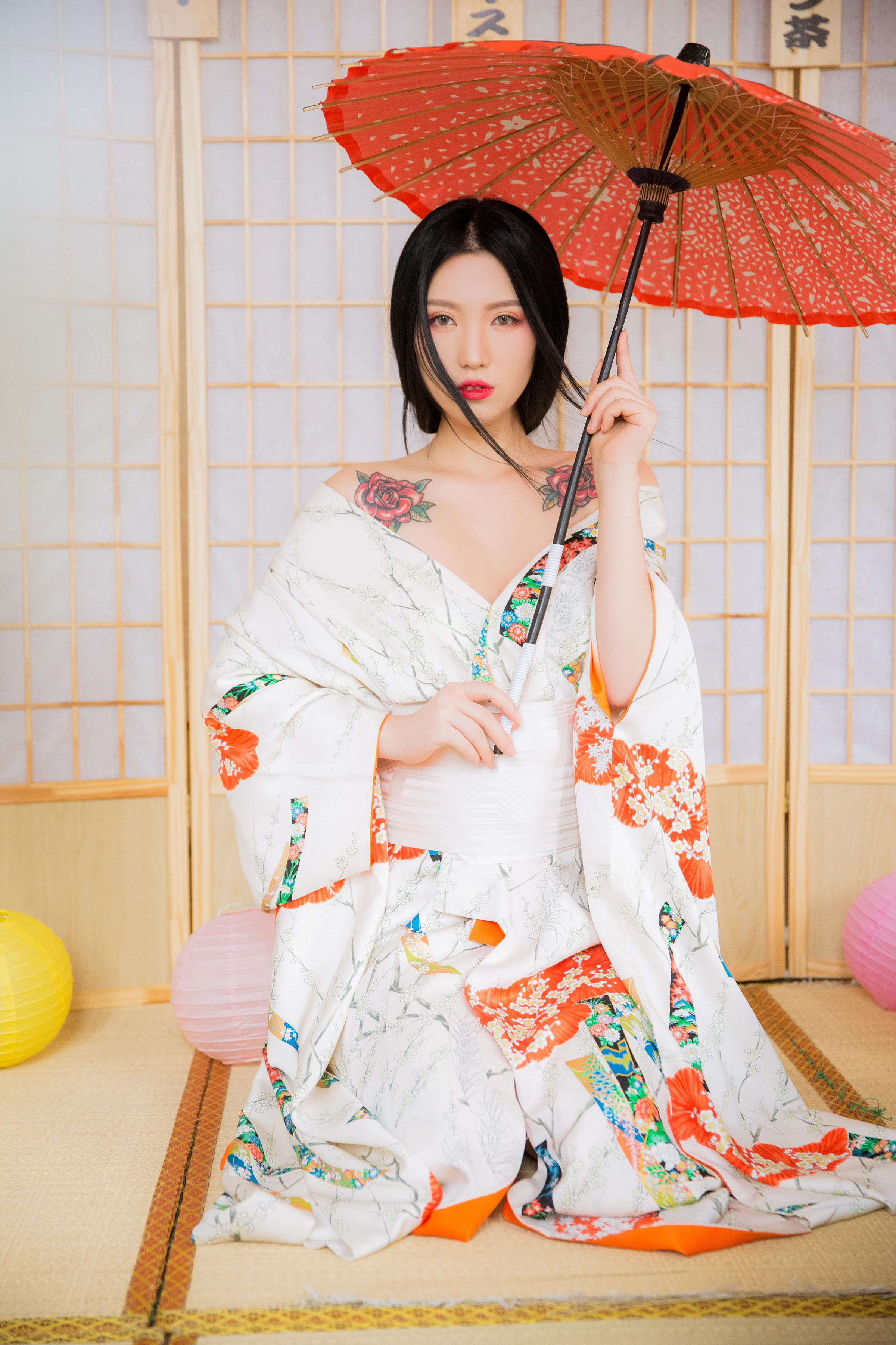 [YALAYI雅拉伊]2022.09.07 热辣辣 和服美女 镂空外套与粉色短裙加粉色内衣性感私房写真集第8张