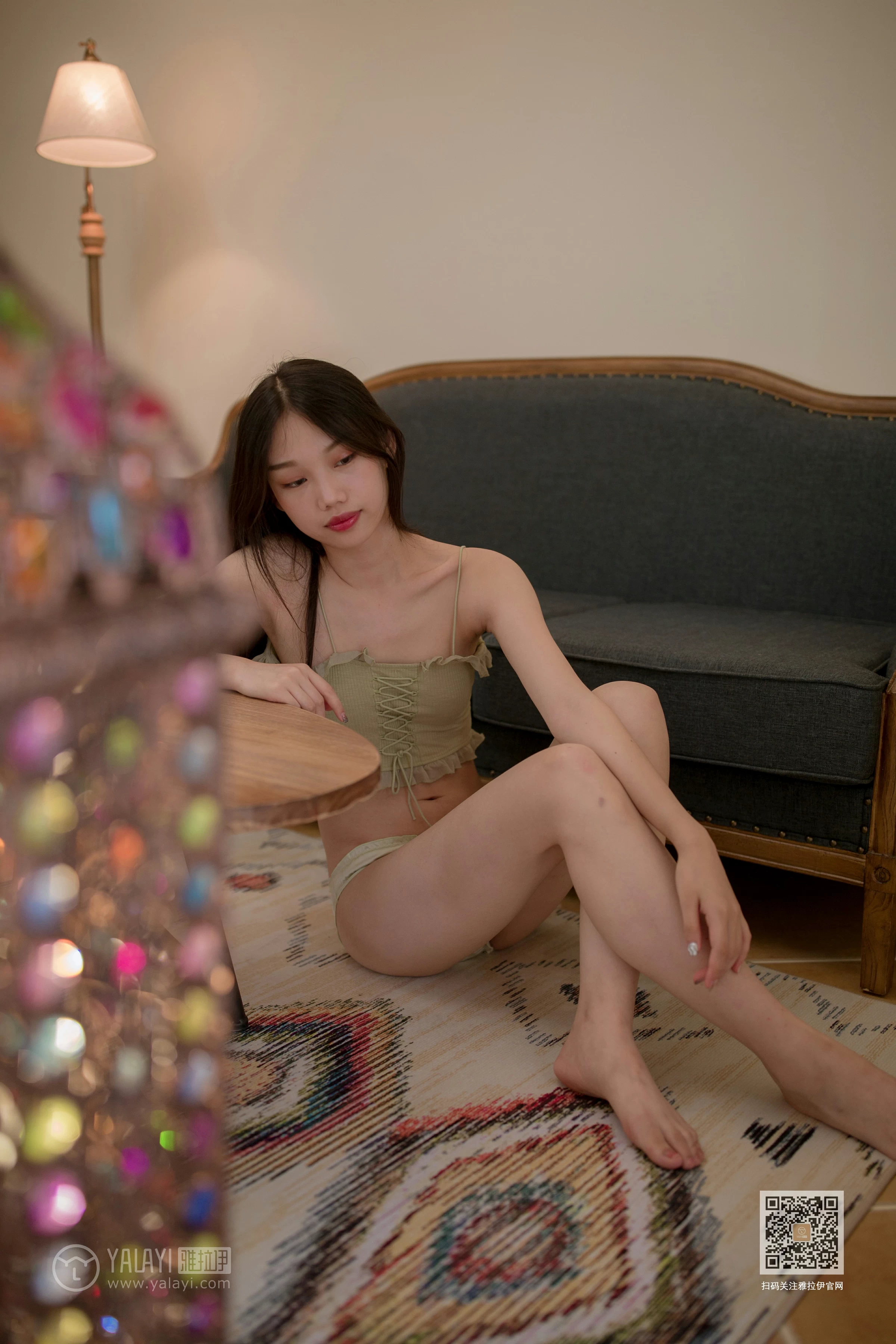 [YALAYI雅拉伊]Vol.466 小可爱 加奈 吊带蕾丝塑身内衣性感私房写真集第3张