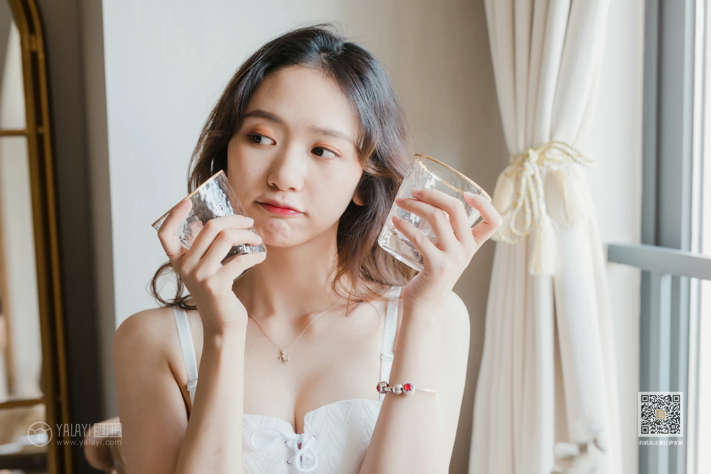 [YALAYI雅拉伊]Vol.467 专属下午茶 晓琳 白色蕾丝内衣性感私房写真集第13张