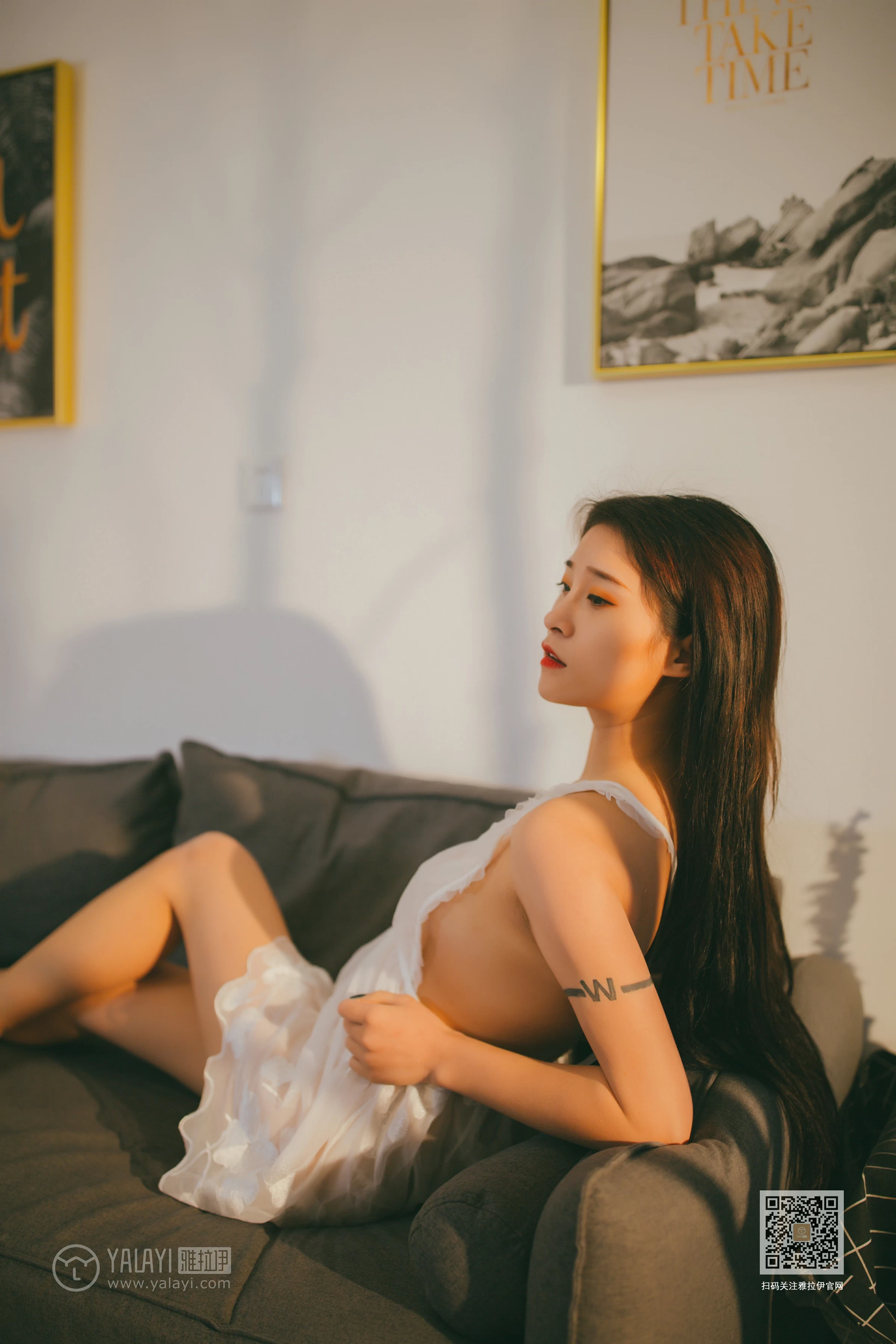 [YALAYI雅拉伊]Vol.536 吹弹可破 素素 白色透视情趣内衣裙性感私房写真集第5张