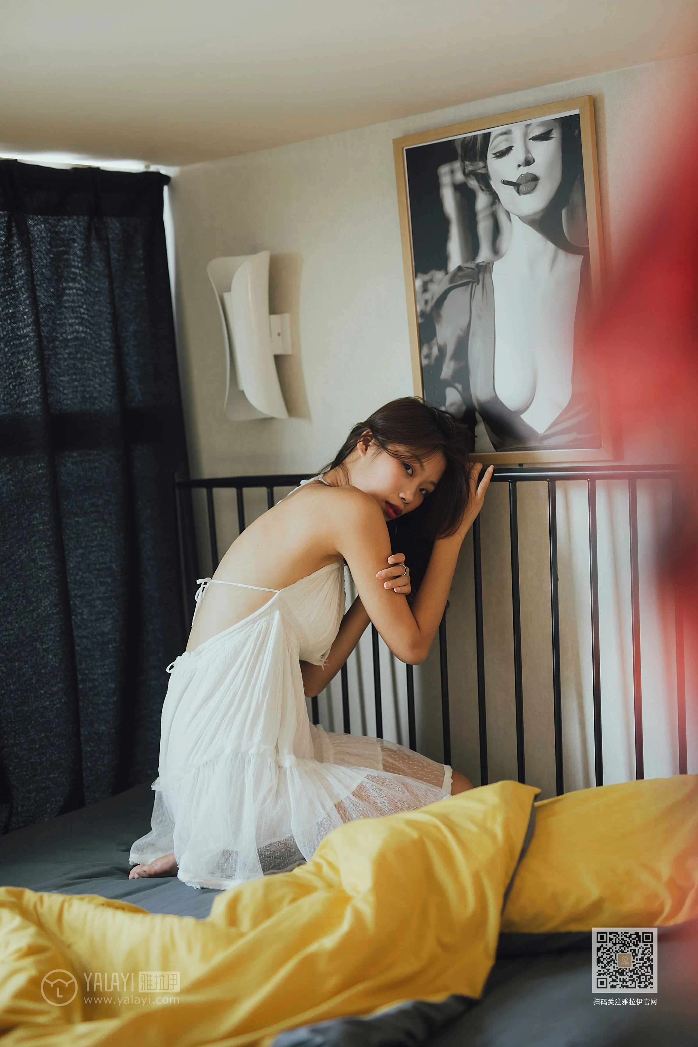 [YALAYI雅拉伊]Vol.523 薄纱雾绕 静初 白色透视吊带睡衣裙性感私房写真集第11张