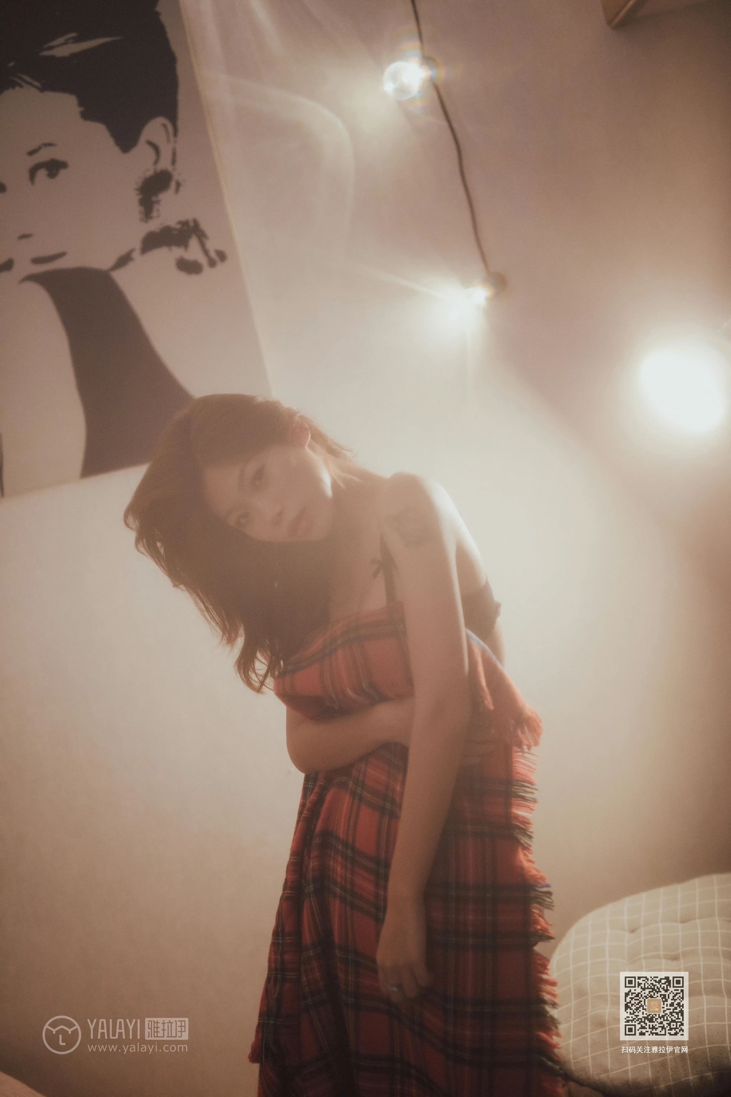 [YALAYI雅拉伊]Vol.548 梦境里的情人 静初 黑色蕾丝内衣性感私房写真集第14张