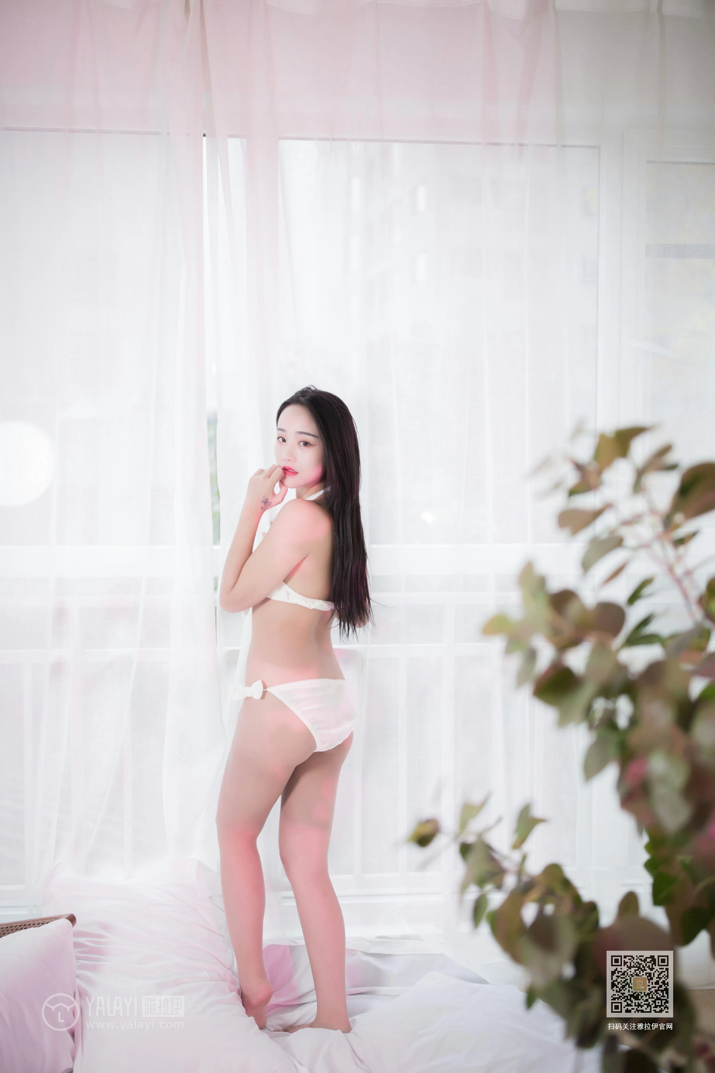 [YALAYI雅拉伊]Vol.560 娆 优优 白色情趣内衣居家性感私房写真集第10张