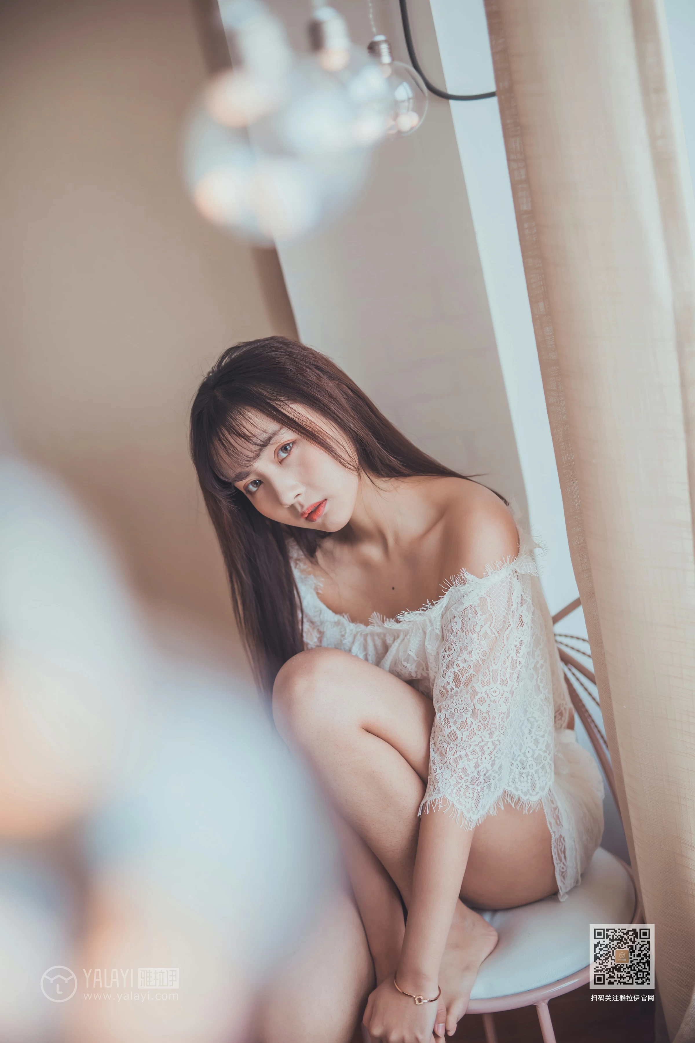 [YALAYI雅拉伊]Vol.588 清水有毒 唐芯 白色透视镂空上衣加短裤性感私房写真集第9张