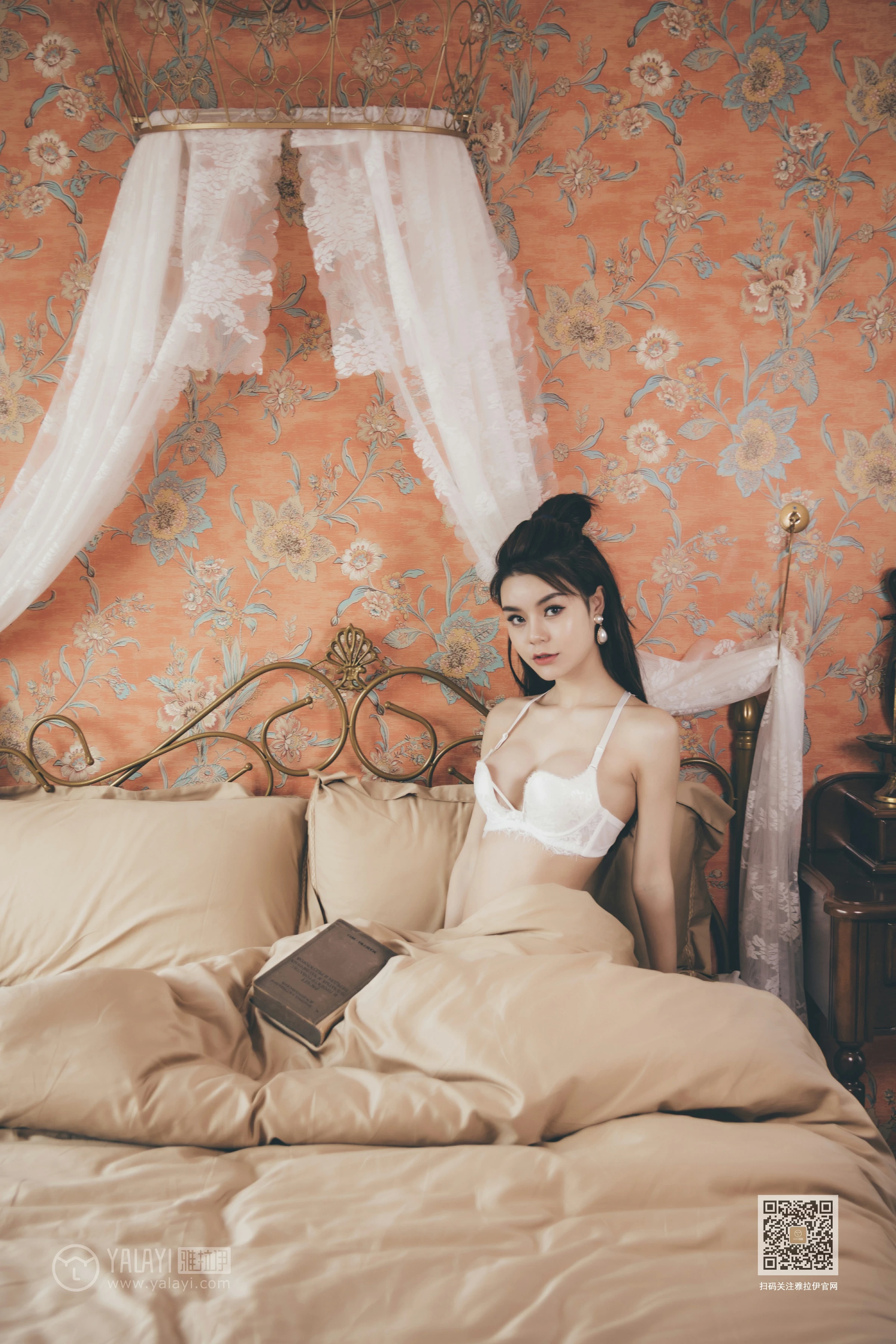 [YALAYI雅拉伊]Vol.594 第一次拍写真 蓉蓉 白色镂空睡衣加白色蕾丝内衣性感私房写真集第14张