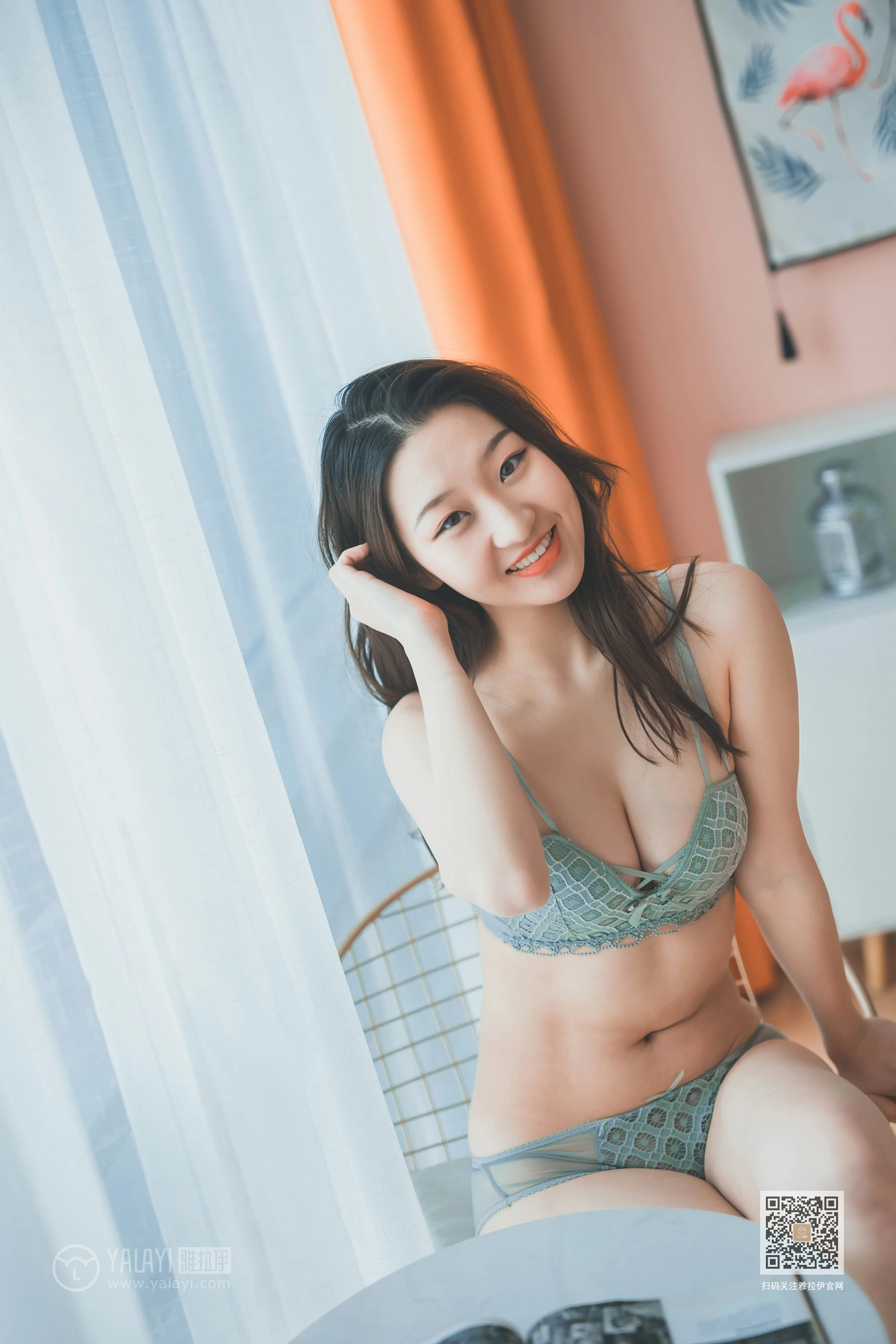 [YALAYI雅拉伊]NO.617 《热恋期》 明月 淡蓝色蕾丝内衣性感私房写真集第2张