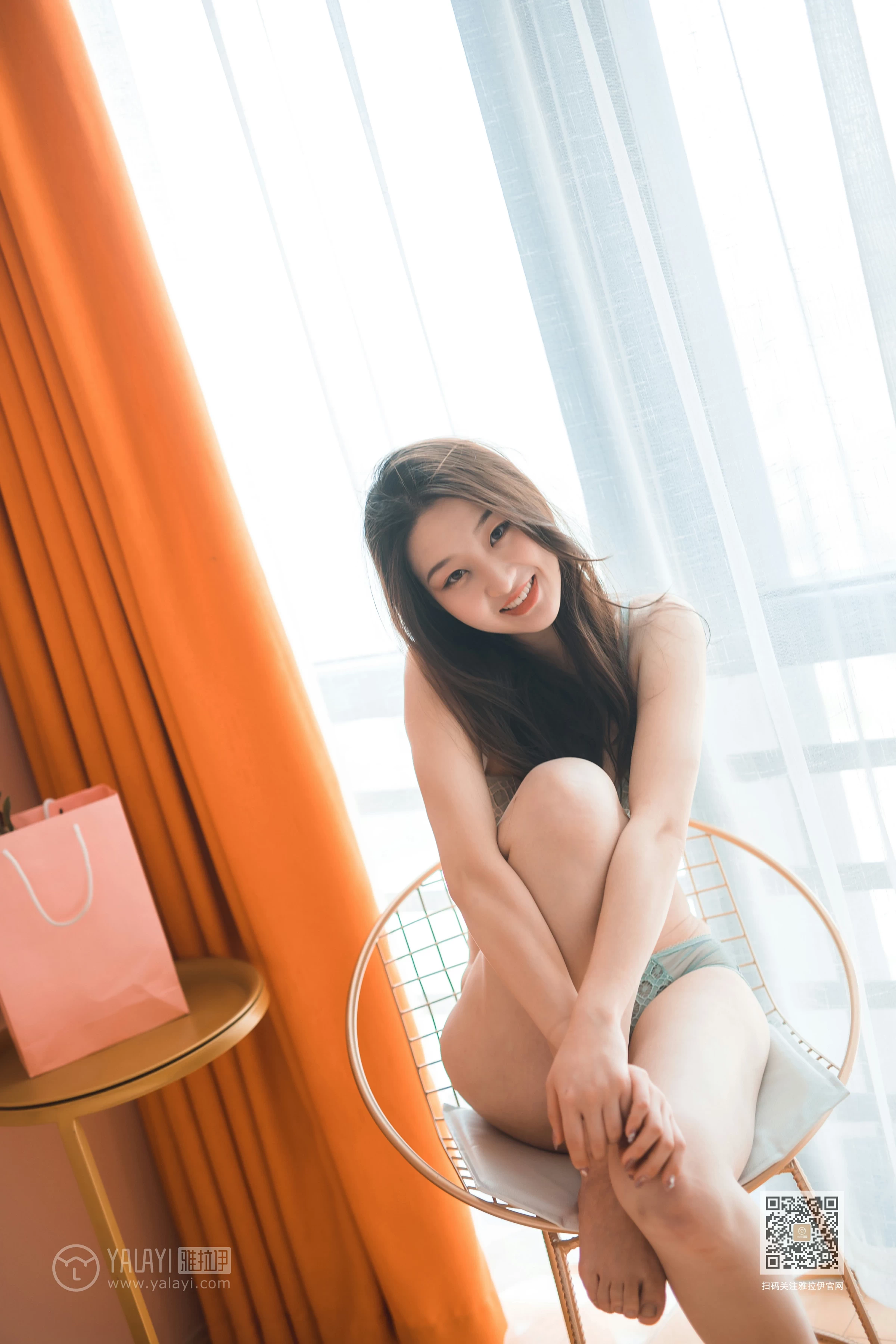 [YALAYI雅拉伊]NO.617 《热恋期》 明月 淡蓝色蕾丝内衣性感私房写真集第10张
