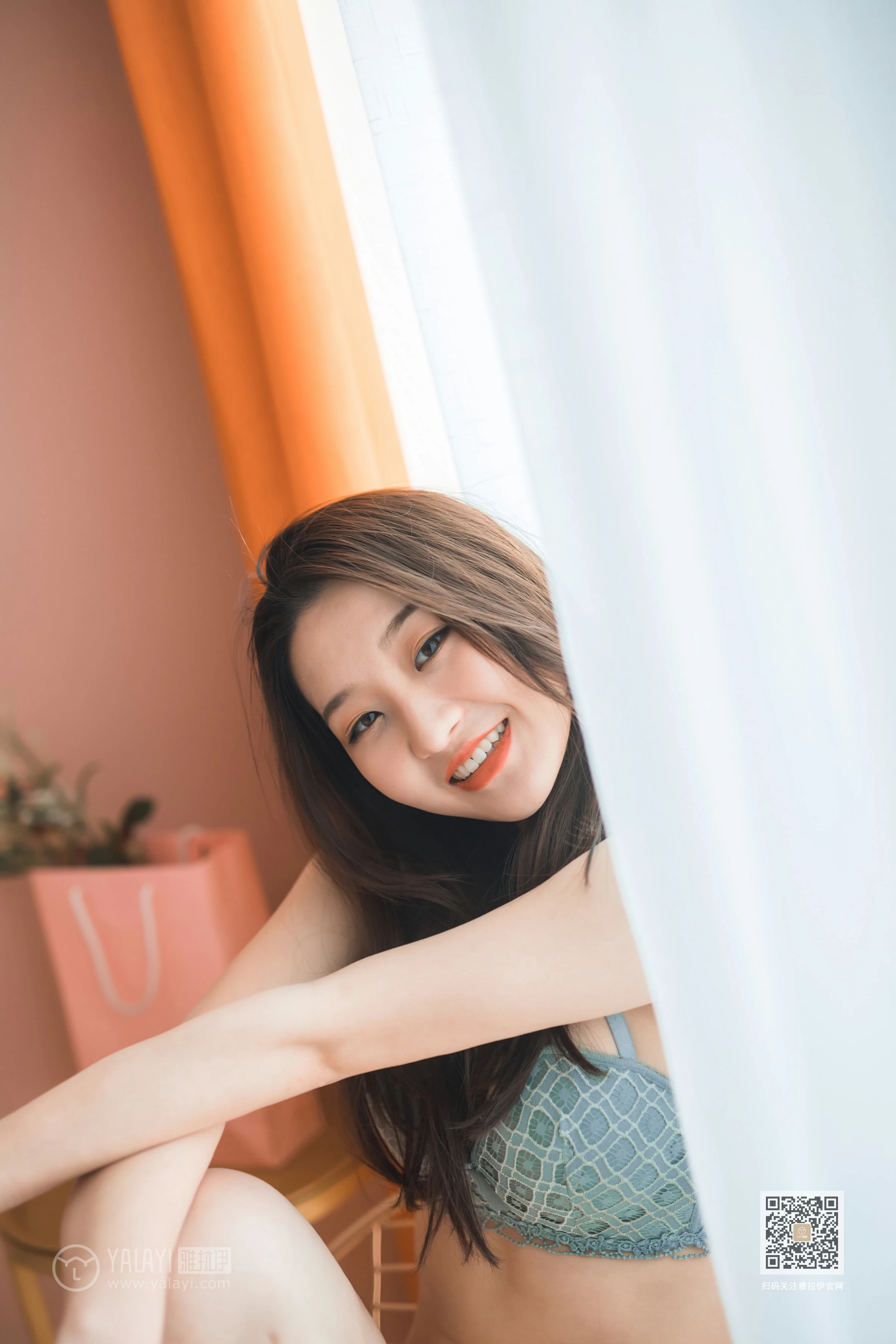 [YALAYI雅拉伊]NO.617 《热恋期》 明月 淡蓝色蕾丝内衣性感私房写真集第11张