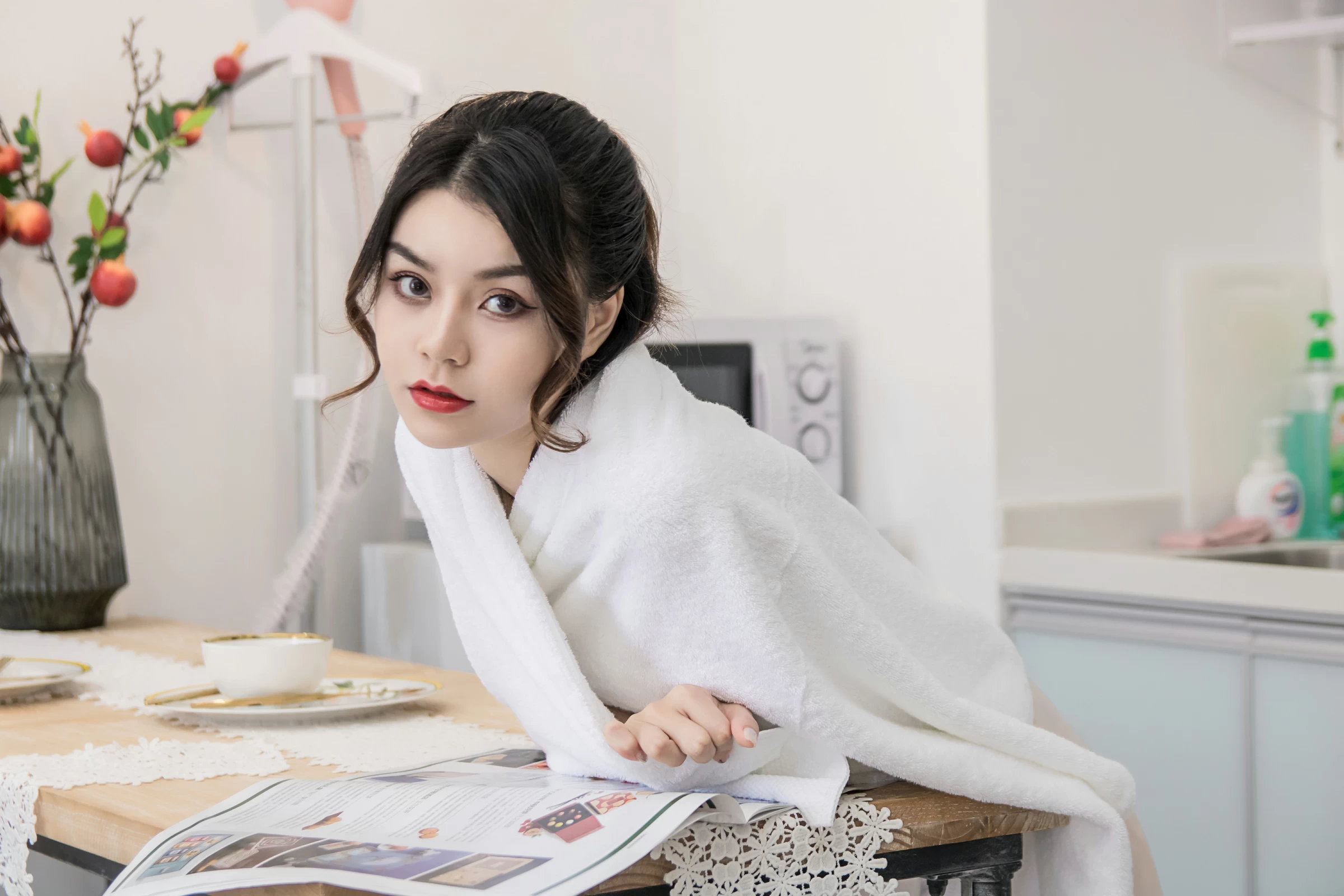 [YALAYI雅拉伊]NO.622 《甜美睡衣》 蓉蓉 粉色吊带睡衣加蕾丝内衣性感私房写真集第15张