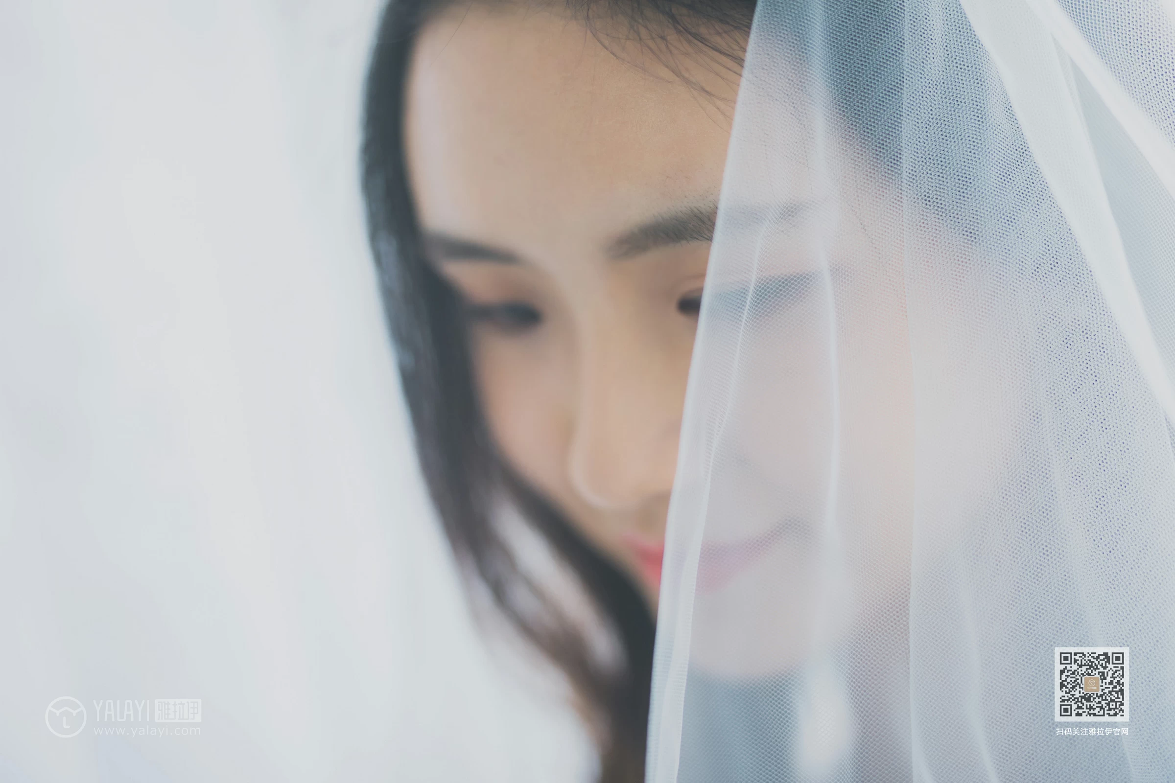 [YALAYI雅拉伊]NO.632 《淘气女友》 尹梦 白色小背心加斑点短裙清纯可爱私房写真集第3张