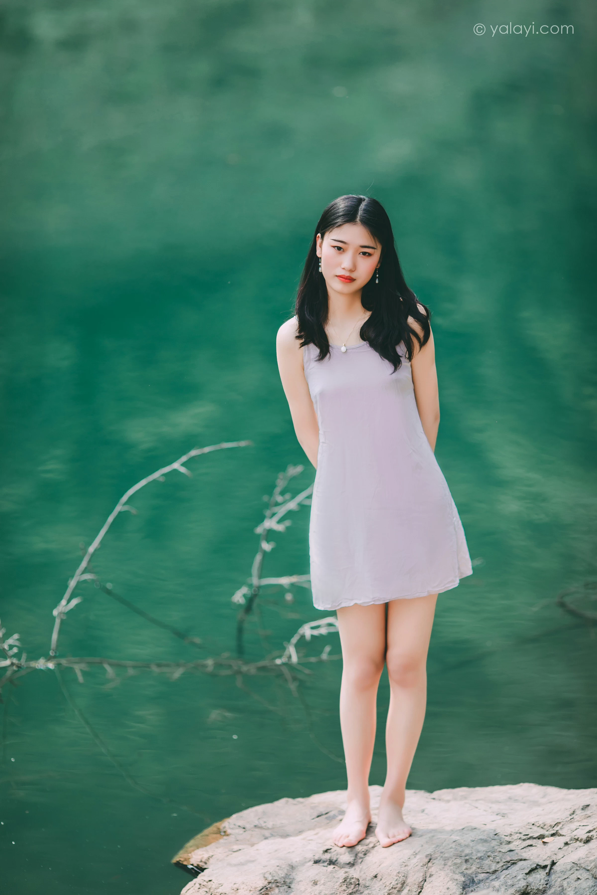 [YALAYI雅拉伊]NO.663 《涟漪》 和风 JK制服与短裙加黑色蕾丝内衣写真第12张