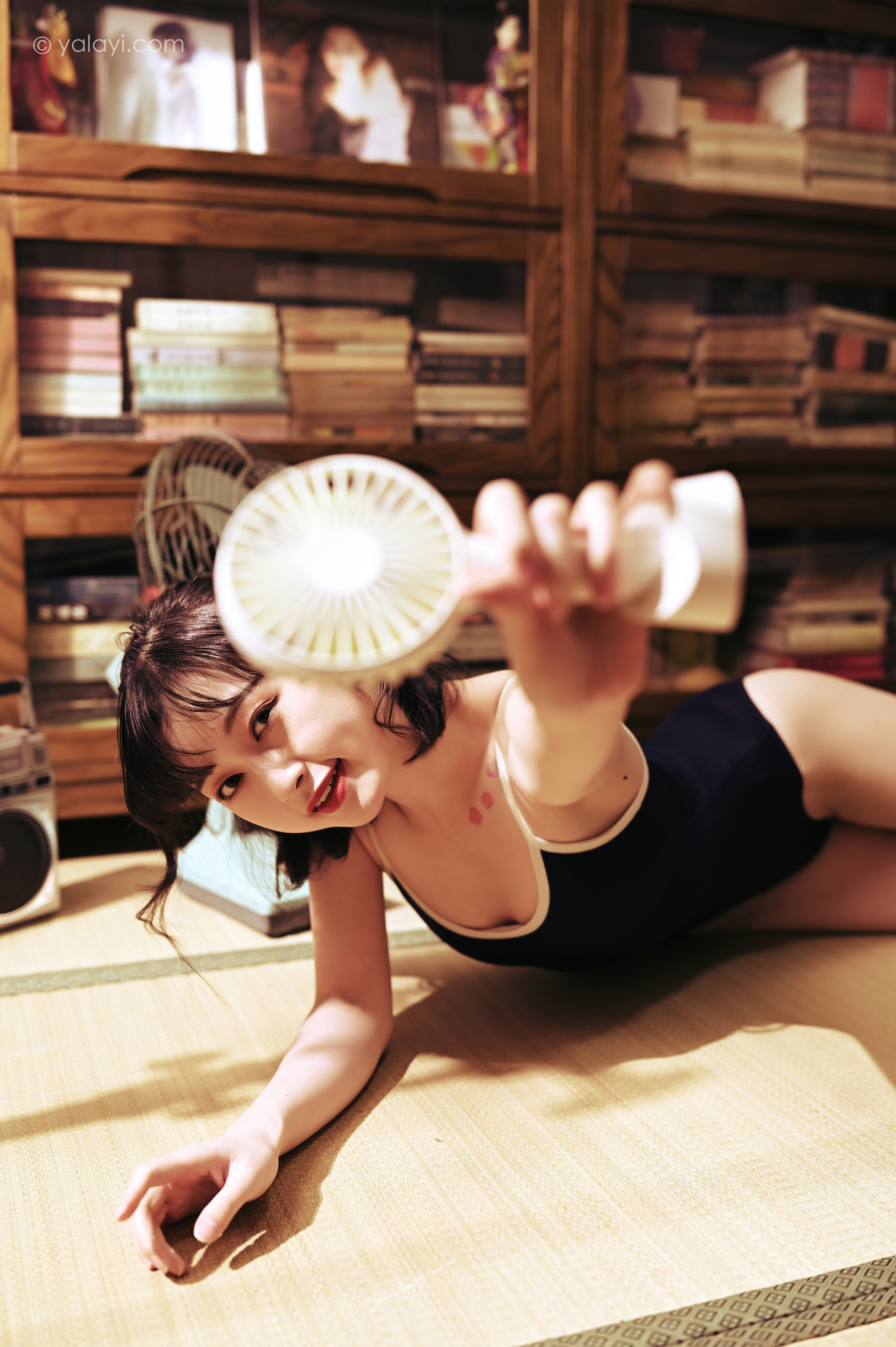 [YALAYI雅拉伊]NO.783 偷得半日闲 京京 蓝色紧身连体体操服性感写真集第8张