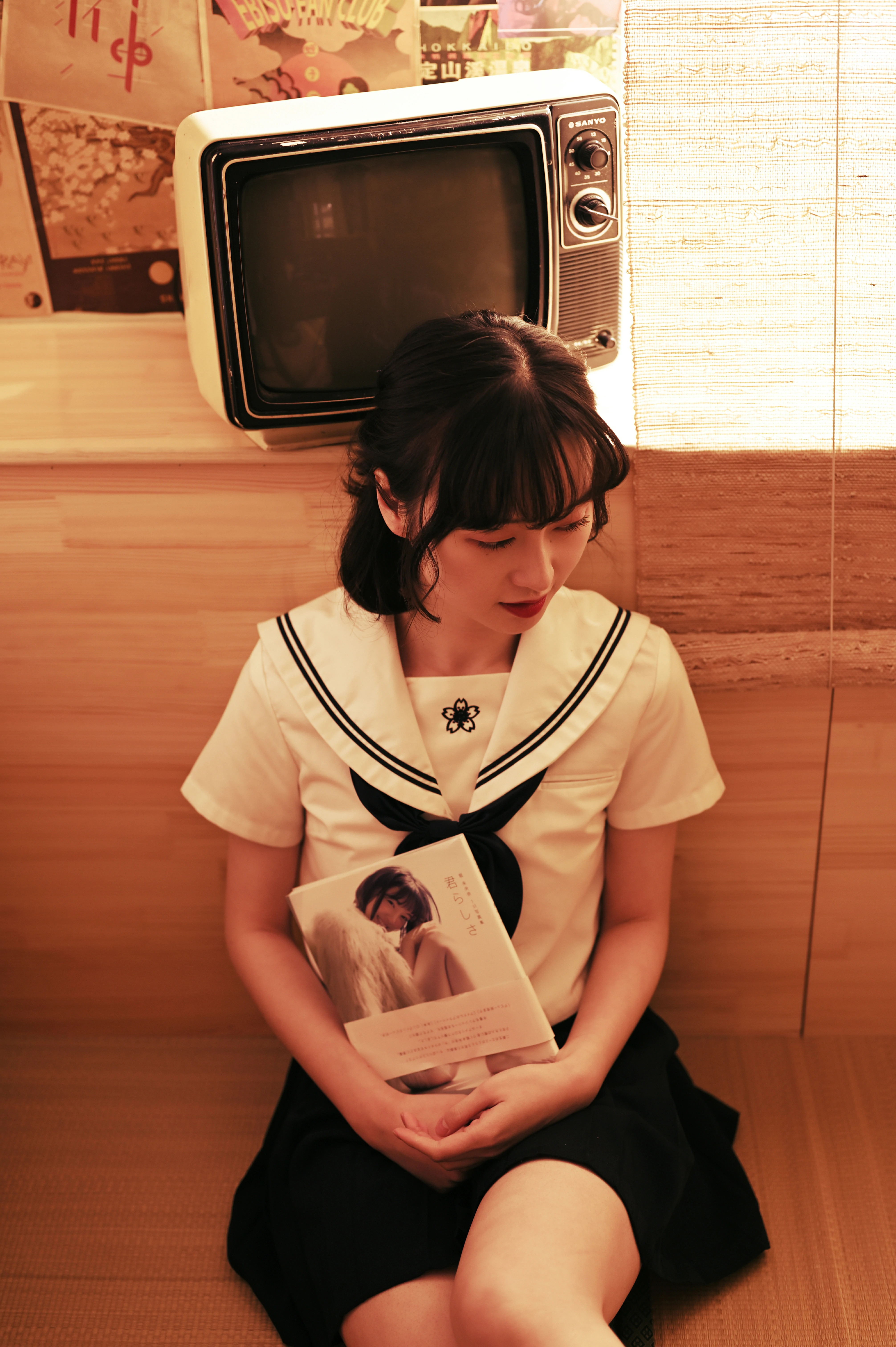 [YALAYI雅拉伊]NO.778 优等生JK 京京 白色水手制服加黑色短裙私房写真集第7张