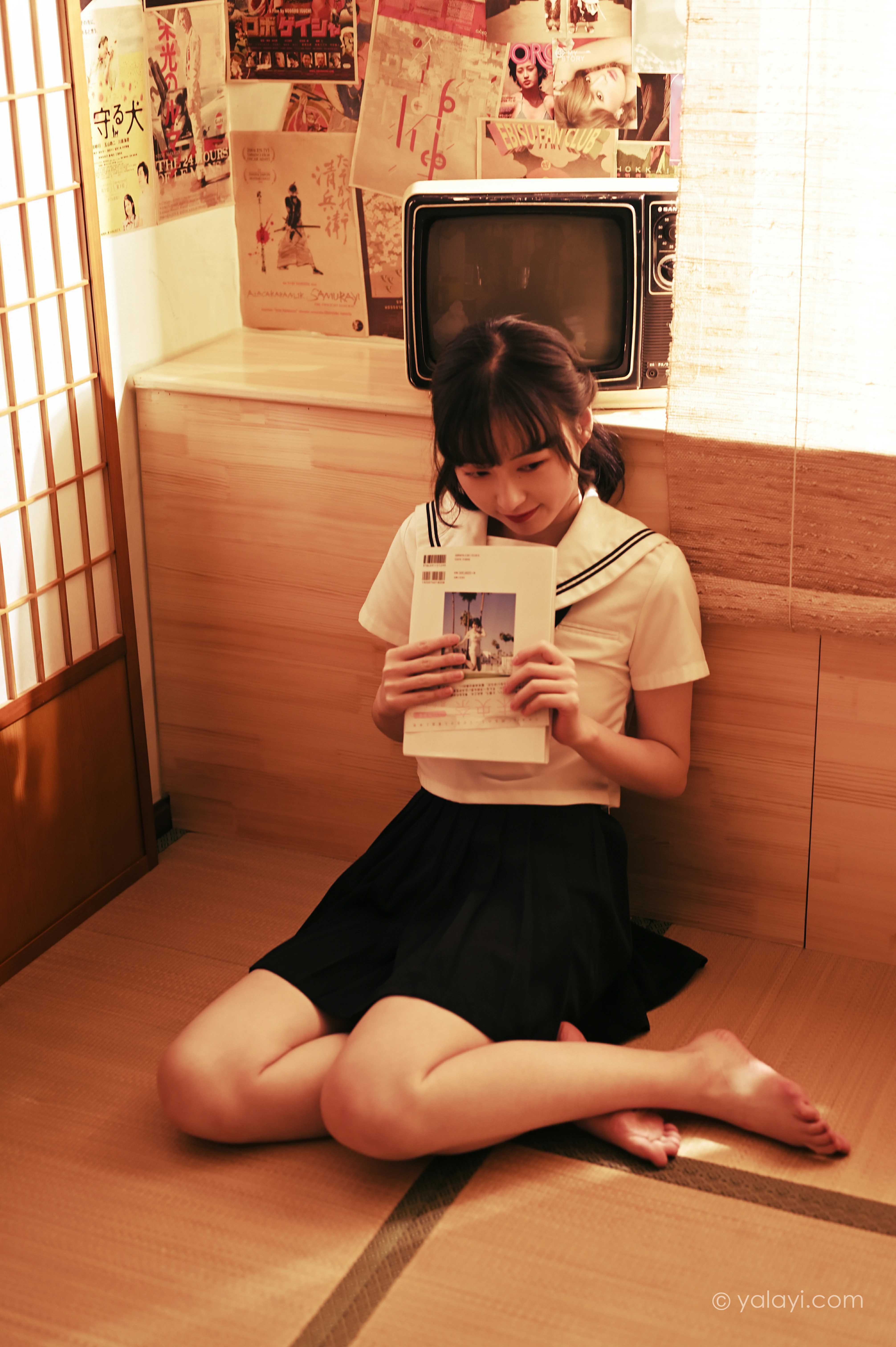 [YALAYI雅拉伊]NO.778 优等生JK 京京 白色水手制服加黑色短裙私房写真集第9张