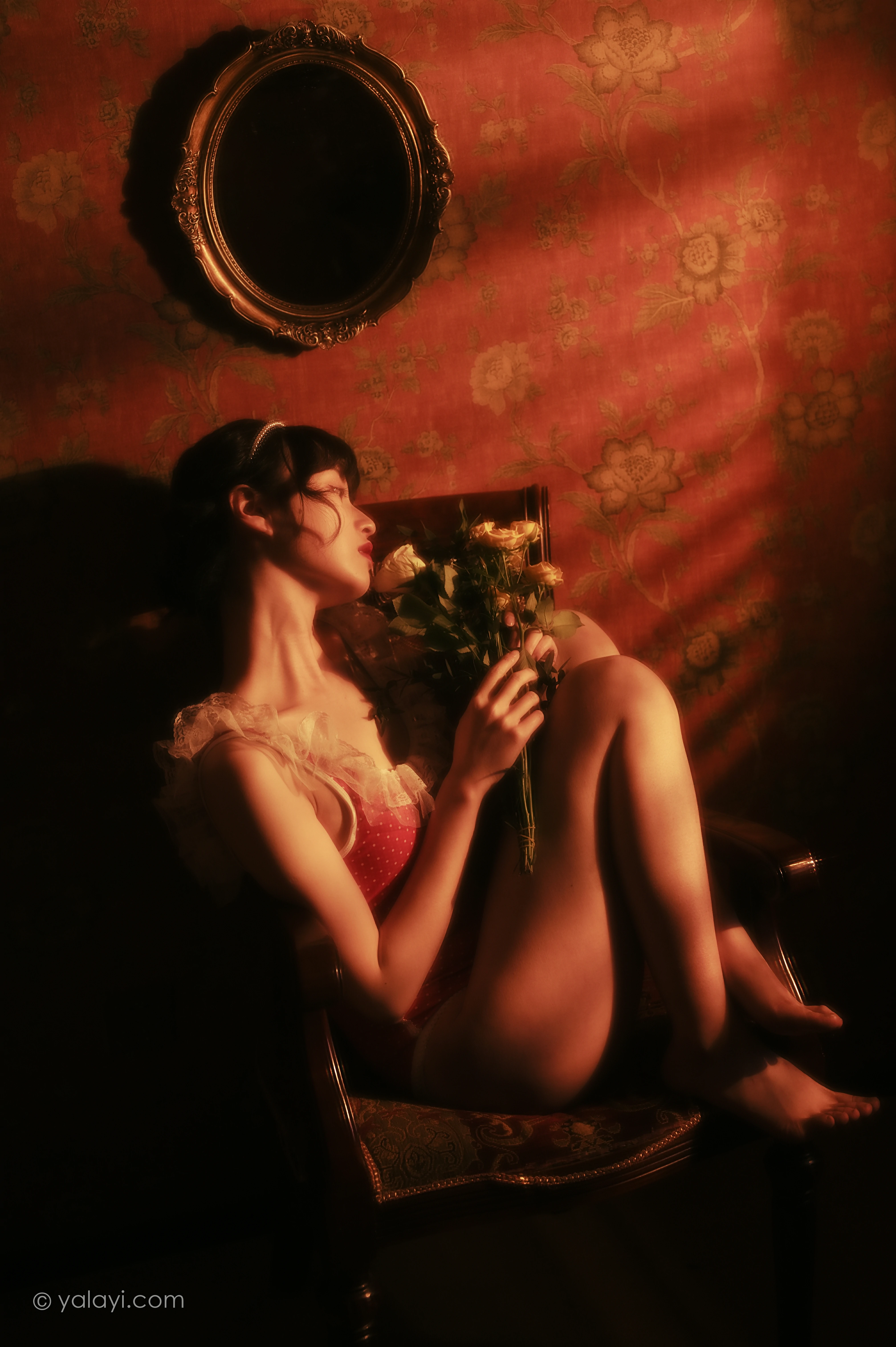 [YALAYI雅拉伊]NO.787 红颜旧梦 京京 红色紧身连体内衣性感私房写真集第14张